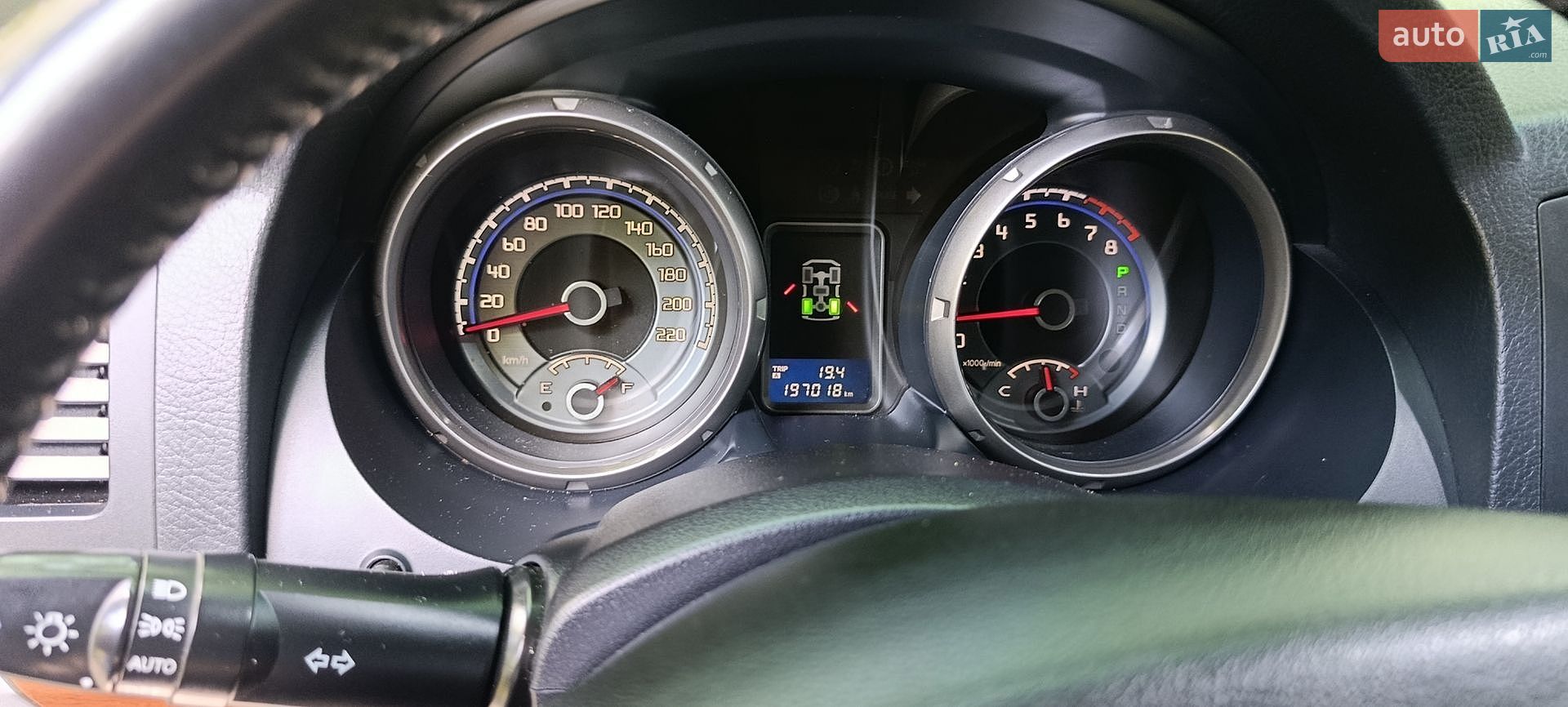 Mitsubishi Pajero Wagon 2008 VIN JMBLYV97W8J000884 фото оголошення 27 з 63
