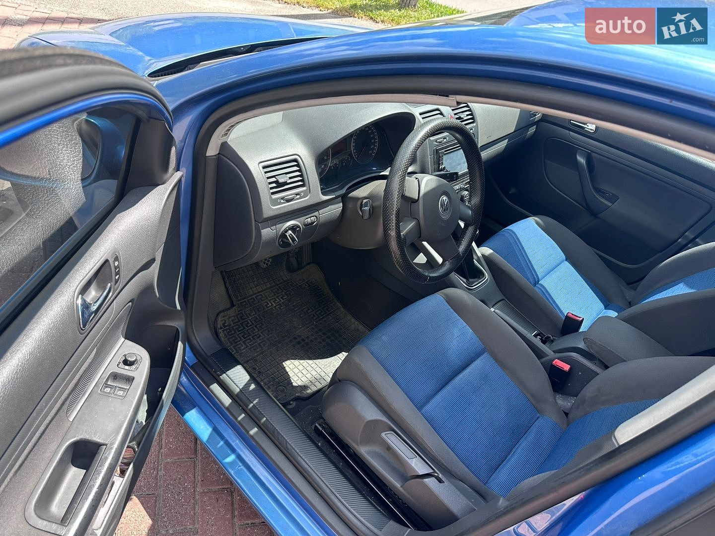 Volkswagen Golf 2005 VIN WVWZZZ1KZ5P086206 фото оголошення 6 з 23
