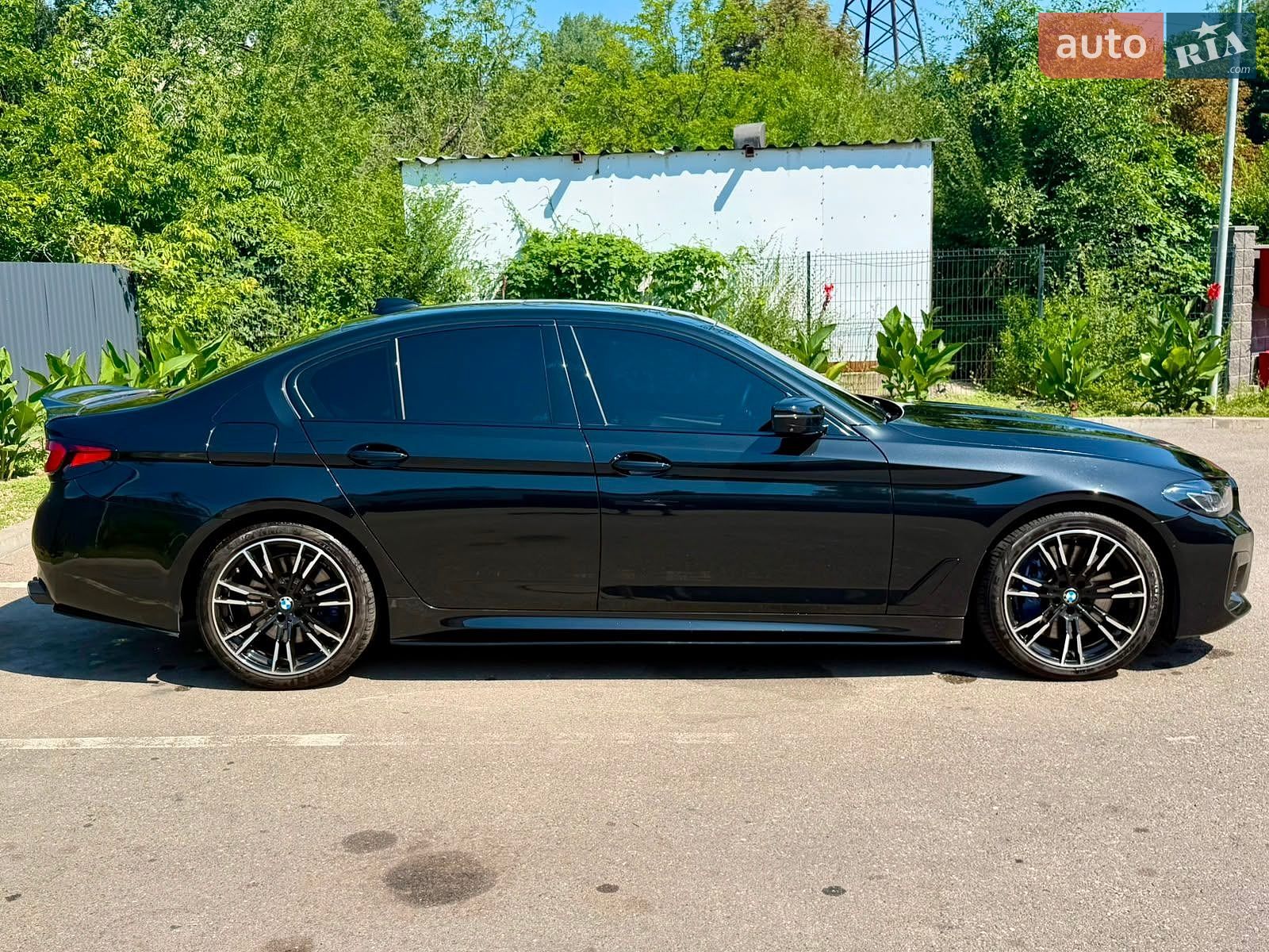 BMW 5 Series 2017 VIN WBAJE7C50JWC56336 фото оголошення 16 з 31