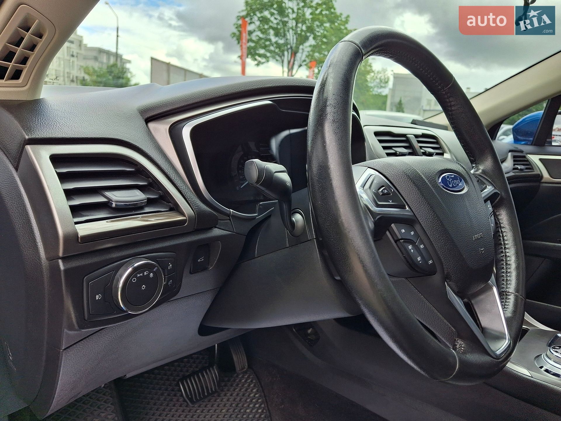 Ford Fusion 2017 VIN 3FA6P0HD2HR332004 фото оголошення 10 з 26