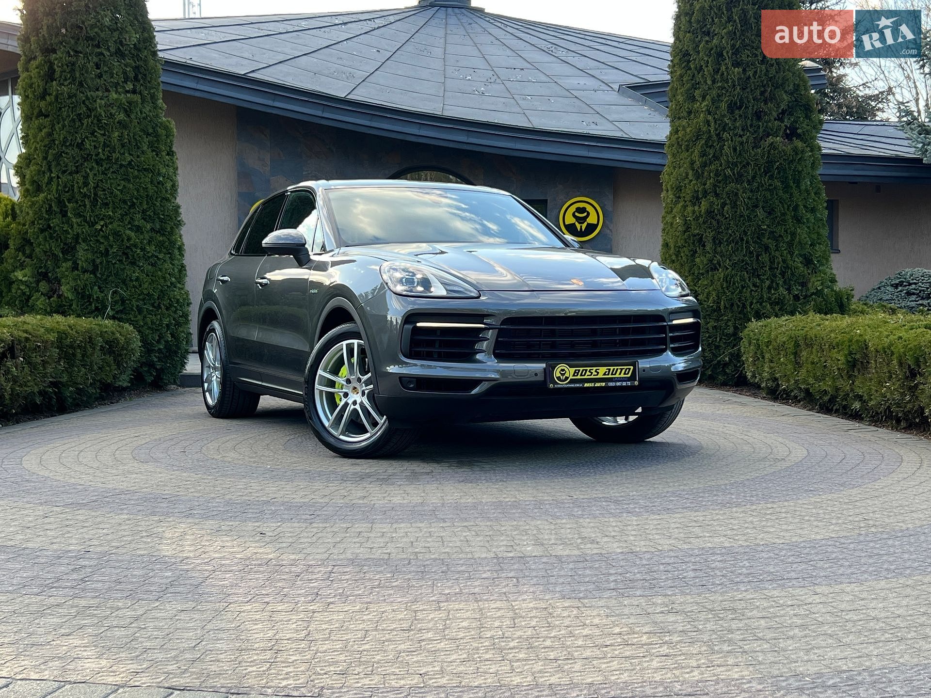 Porsche Cayenne 2022 VIN WP1AE2AY9NDA26522 фото оголошення 2 з 49