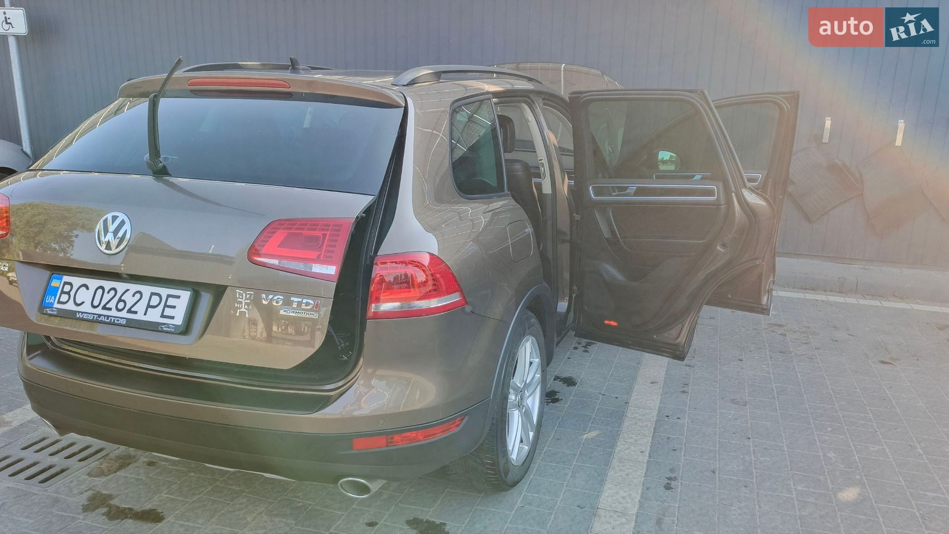 Volkswagen Touareg 2012 VIN WVGZZZ7PZCD050862 фото оголошення 3 з 39