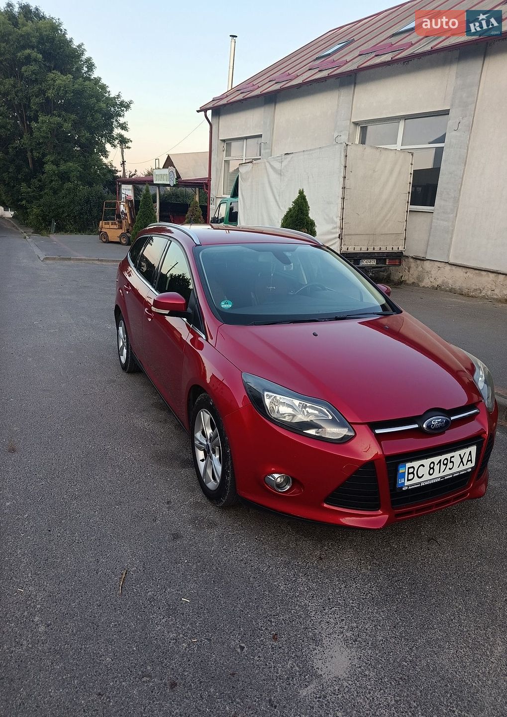 Ford Focus 2012 VIN WF0LXXGCBLCY66958 фото оголошення 2 з 18