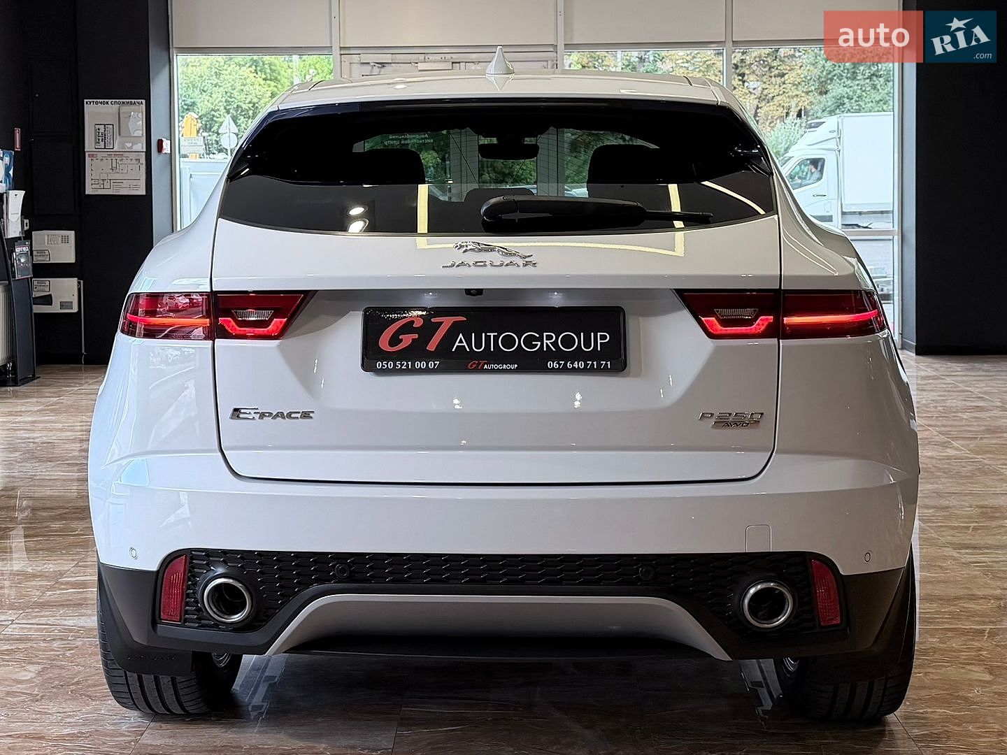 Jaguar E-Pace 2017 VIN SADFJ2FX7J1Z01566 фото оголошення 10 з 68