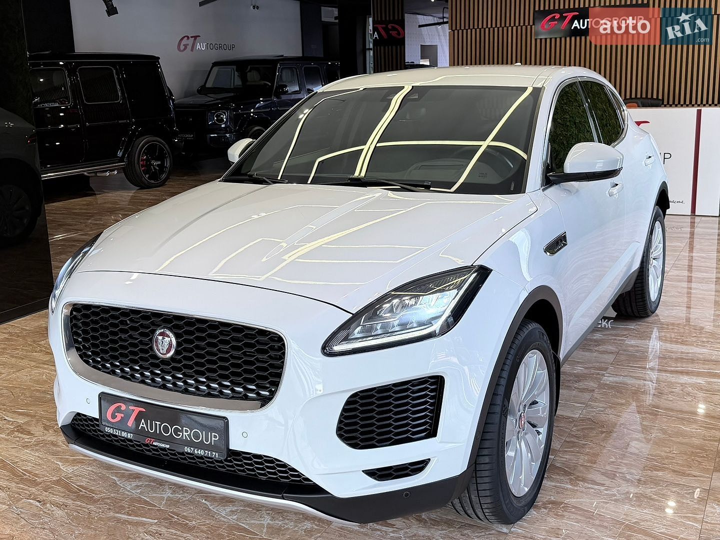 Jaguar E-Pace 2017 VIN SADFJ2FX7J1Z01566 фото оголошення 17 з 68