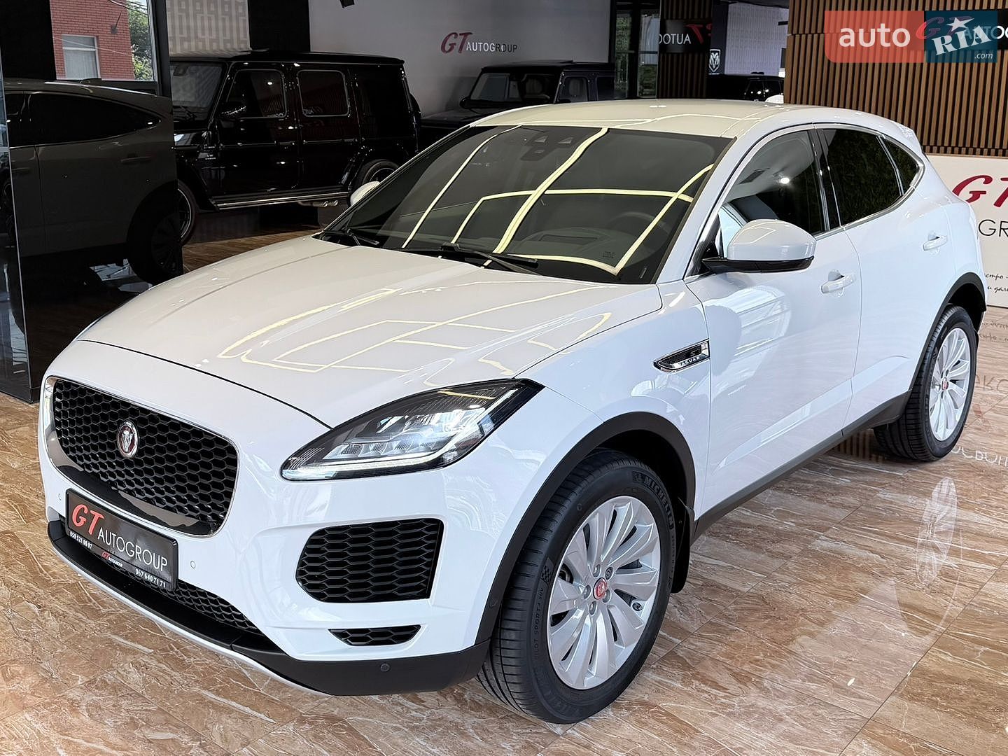 Jaguar E-Pace 2017 VIN SADFJ2FX7J1Z01566 фото оголошення 15 з 68