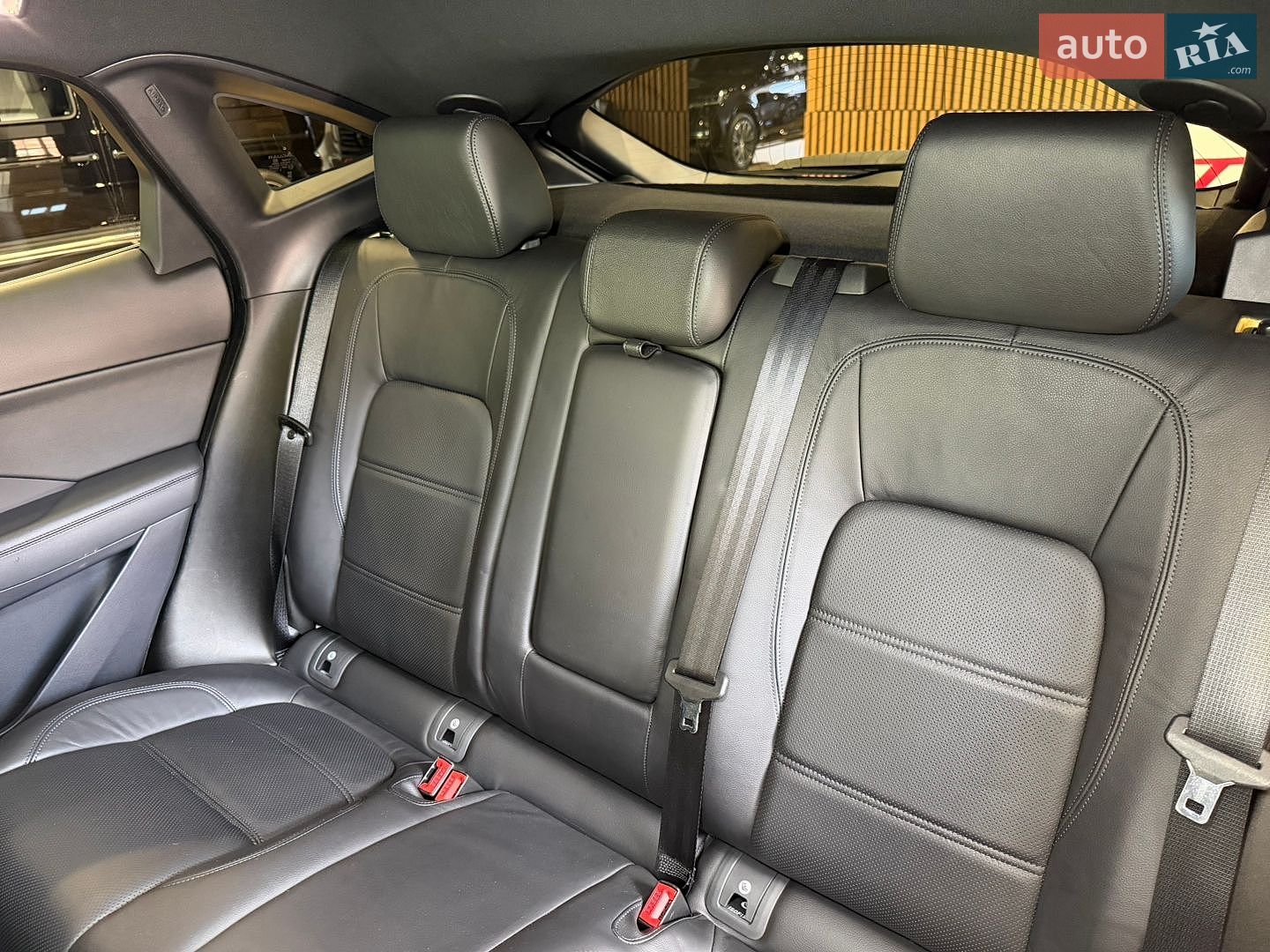 Jaguar E-Pace 2017 VIN SADFJ2FX7J1Z01566 фото оголошення 50 з 68