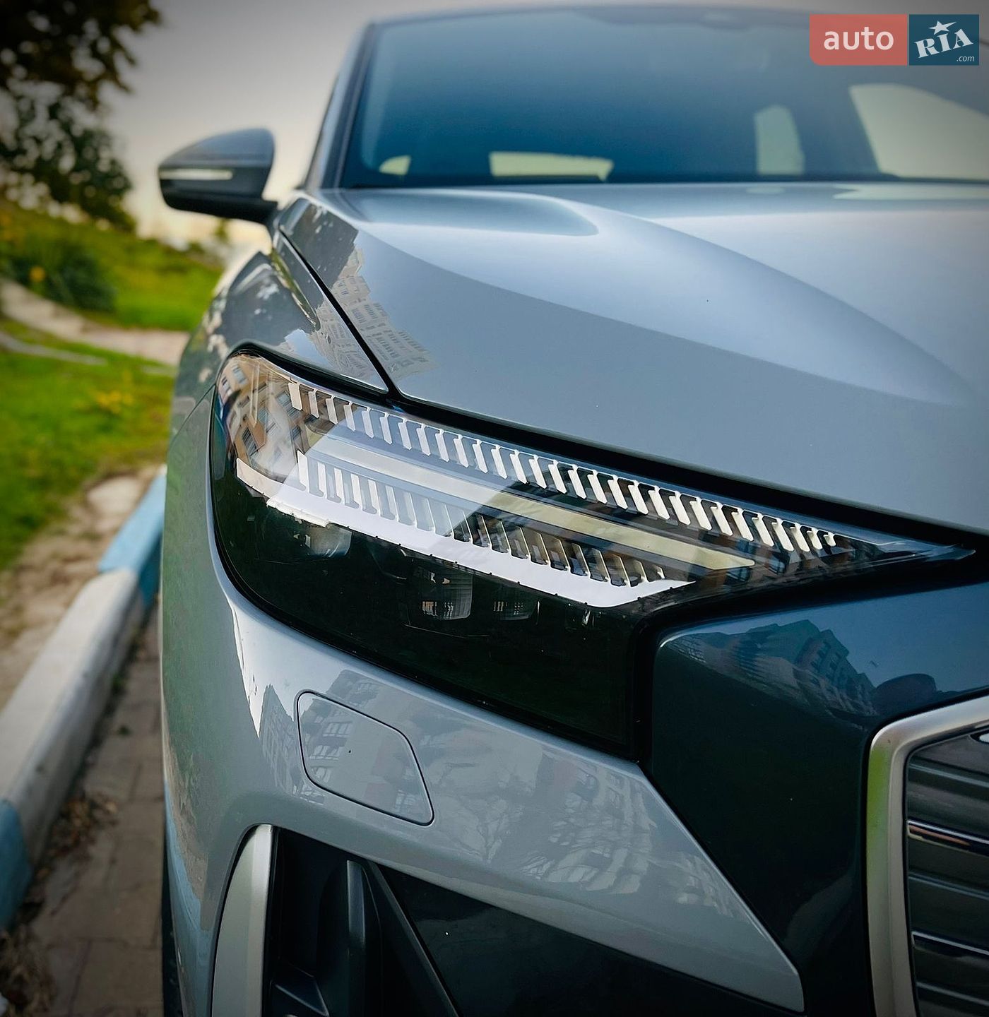 Audi e-tron 2022 VIN WAUZZZFZ4NP043372 фото оголошення 10 з 29