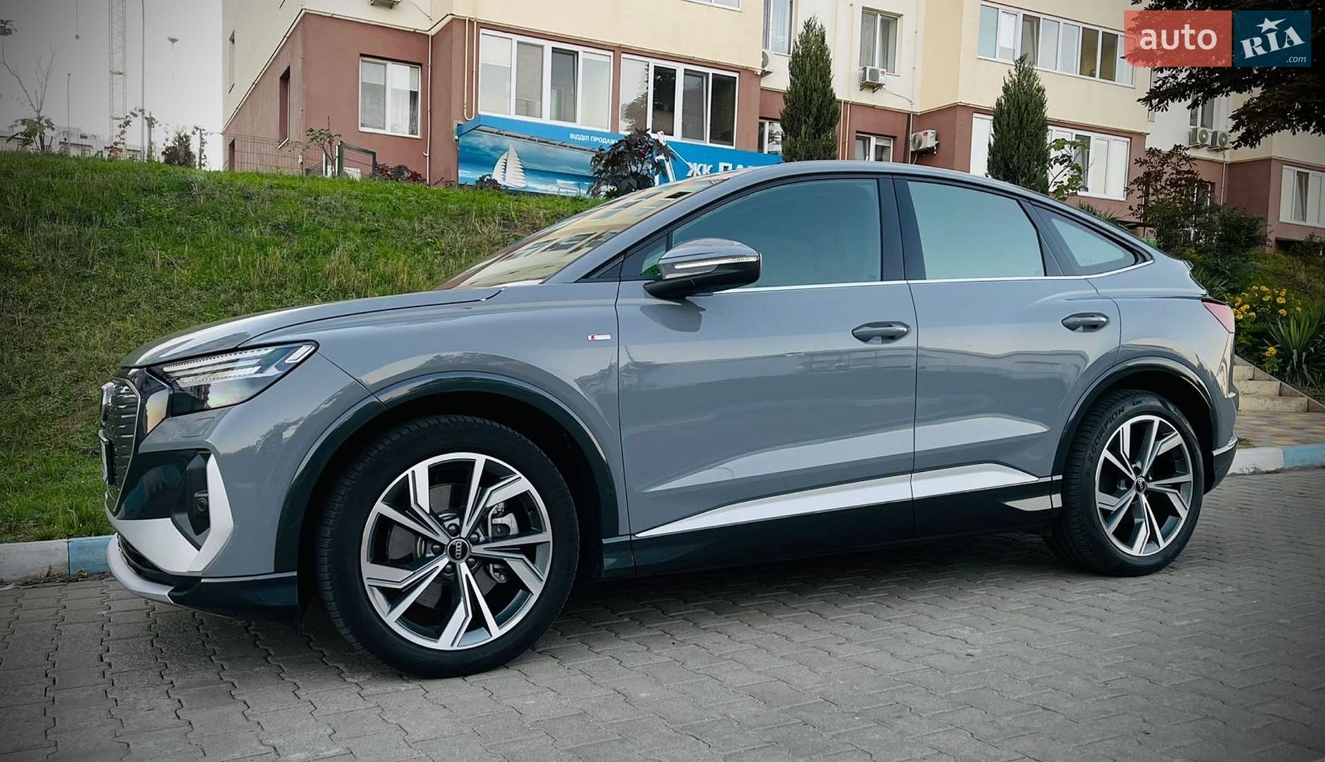 Audi e-tron 2022 VIN WAUZZZFZ4NP043372 фото оголошення 24 з 29