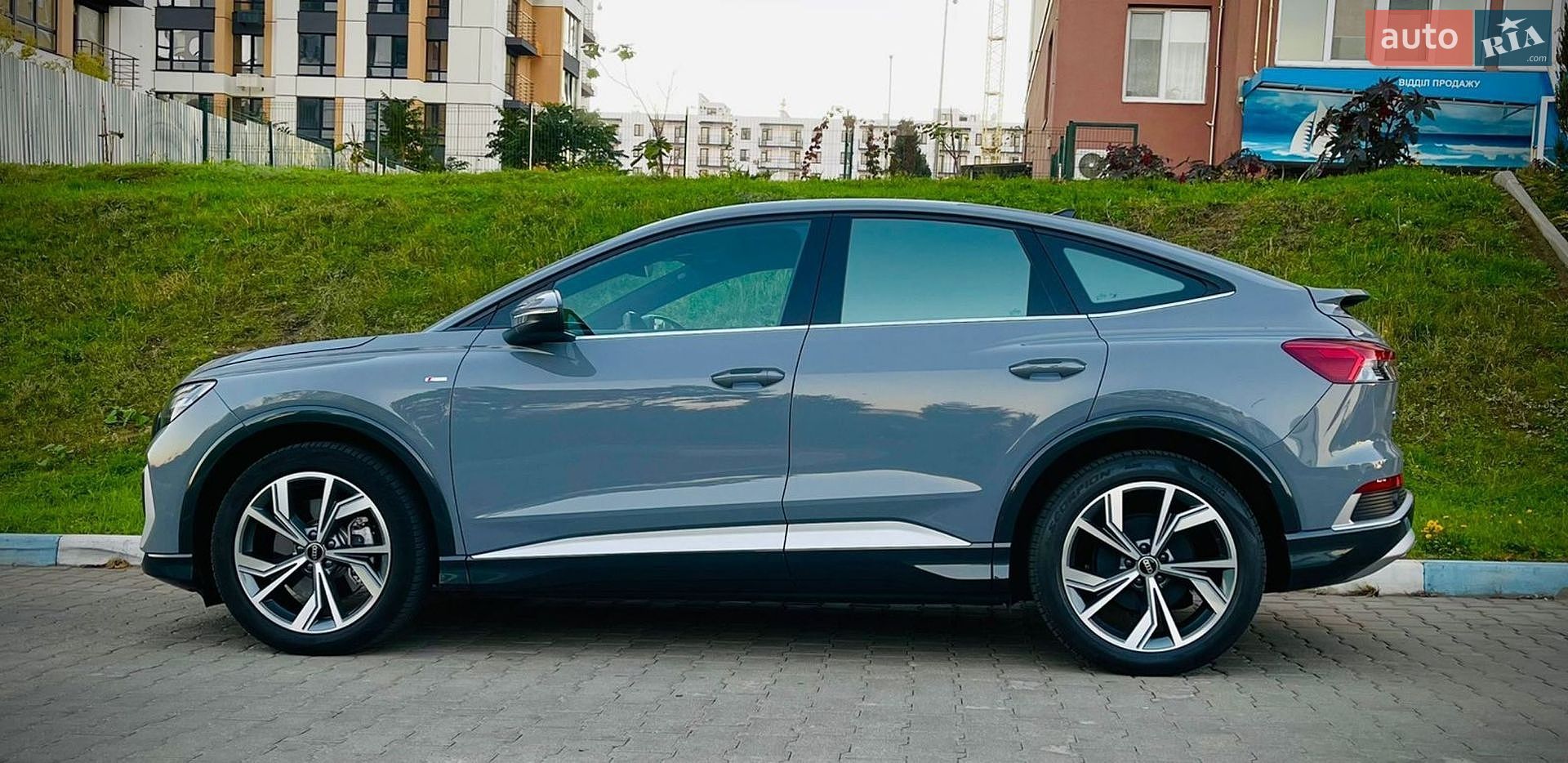 Audi e-tron 2022 VIN WAUZZZFZ4NP043372 фото оголошення 25 з 29