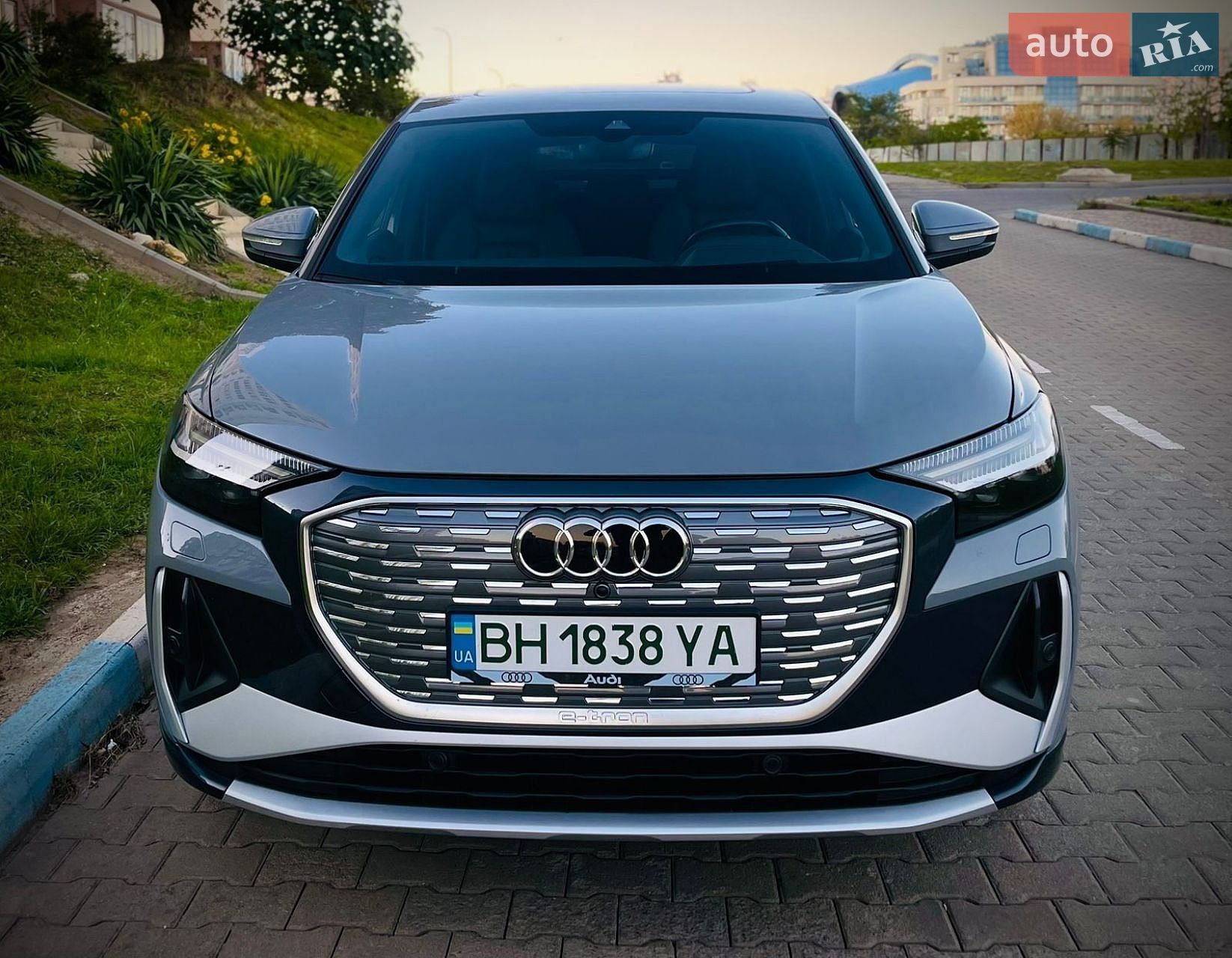 Audi e-tron 2022 VIN WAUZZZFZ4NP043372 фото оголошення 28 з 29