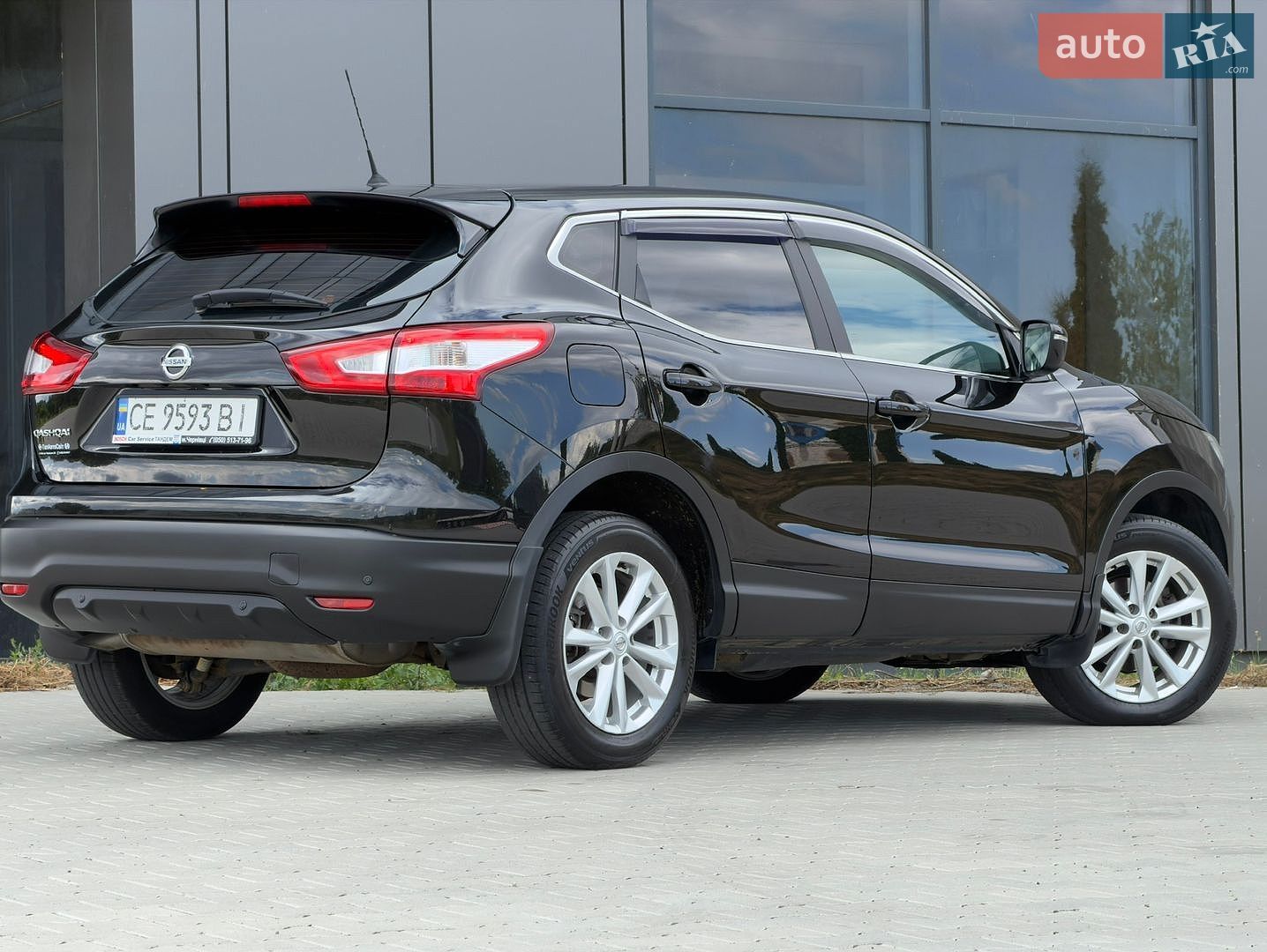 Nissan Qashqai 2015 VIN SJNFDAJ11U1500688 фото оголошення 2 з 41