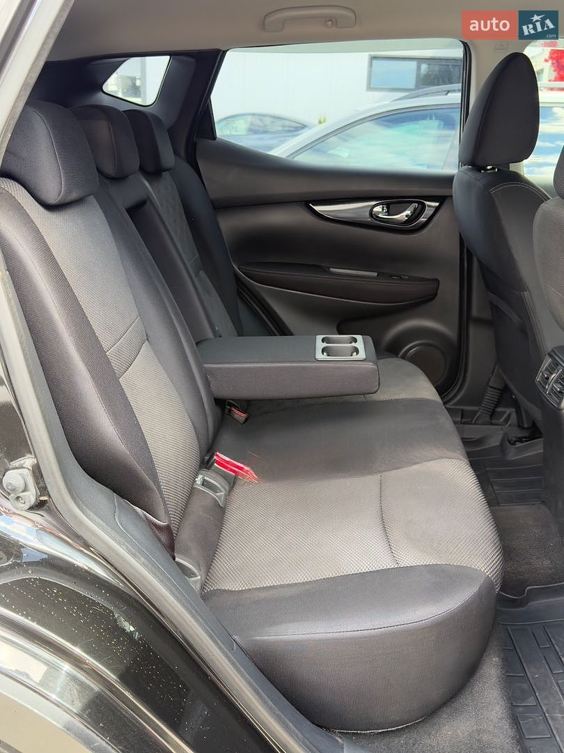 Nissan Qashqai 2015 VIN SJNFDAJ11U1500688 фото оголошення 15 з 41