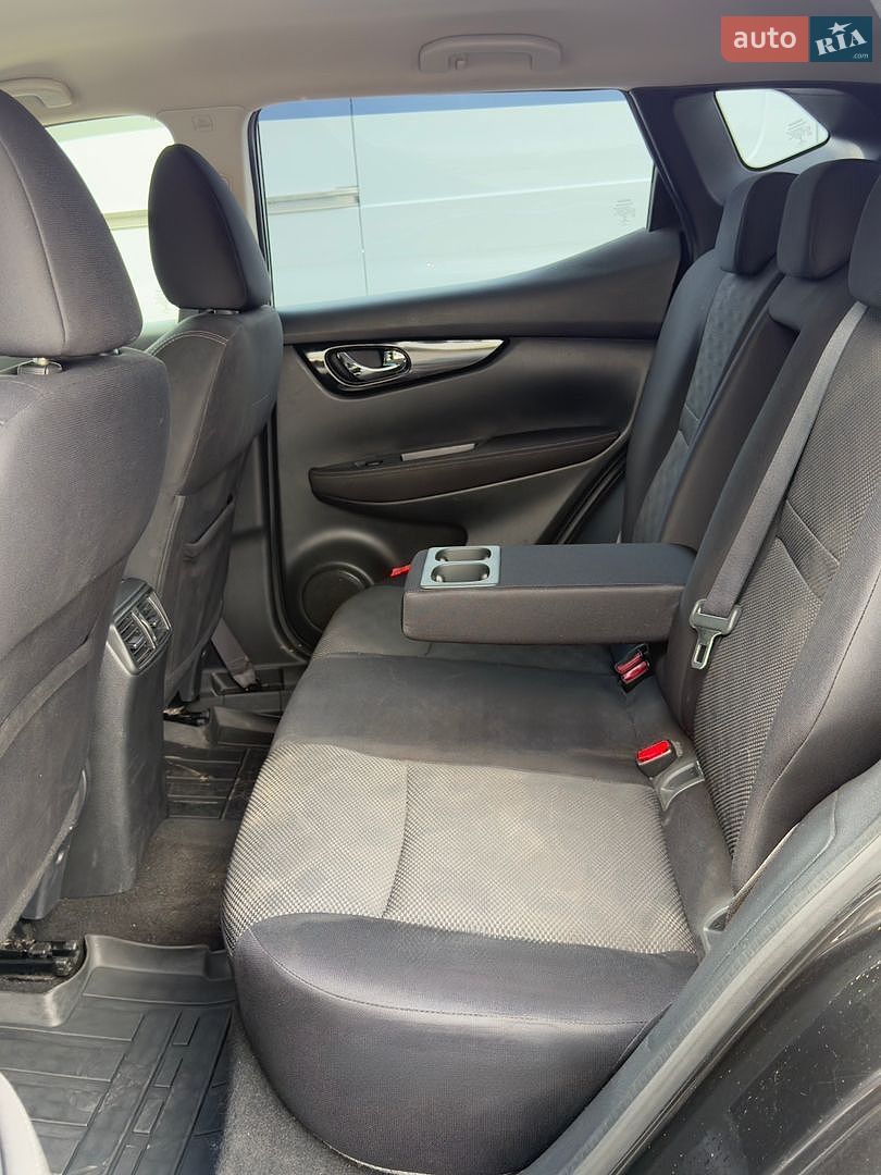 Nissan Qashqai 2015 VIN SJNFDAJ11U1500688 фото оголошення 16 з 41