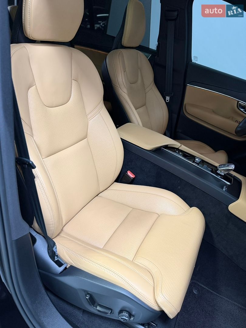 Volvo XC90 2023 VIN YV1LF0623P1967513 фото оголошення 21 з 40