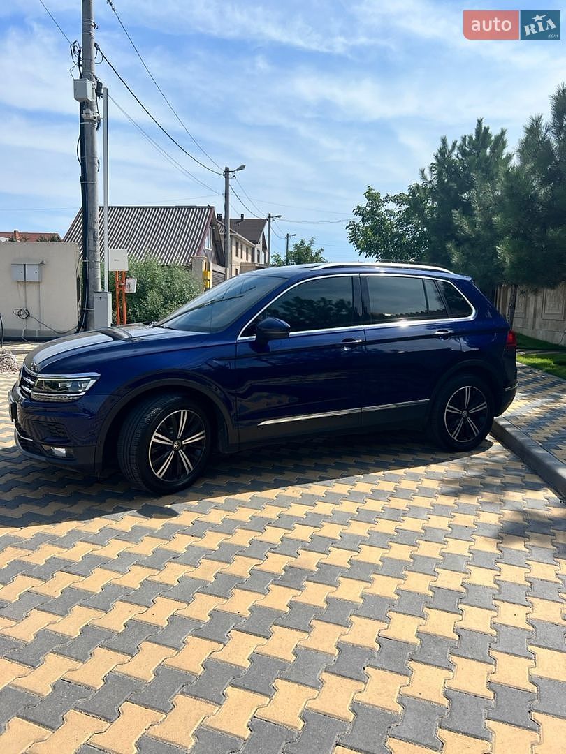 Volkswagen Tiguan 2019 VIN WVGZZZ5NZLW812902 фото оголошення 3 з 29