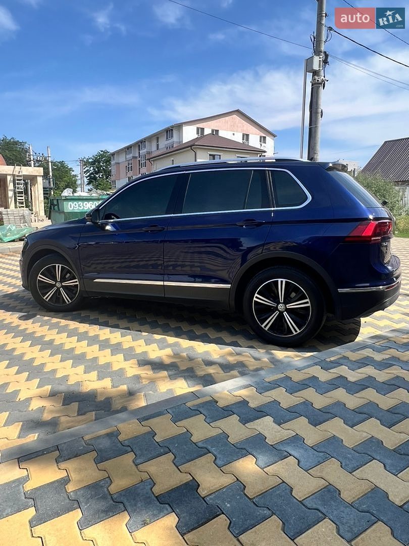 Volkswagen Tiguan 2019 VIN WVGZZZ5NZLW812902 фото оголошення 5 з 29