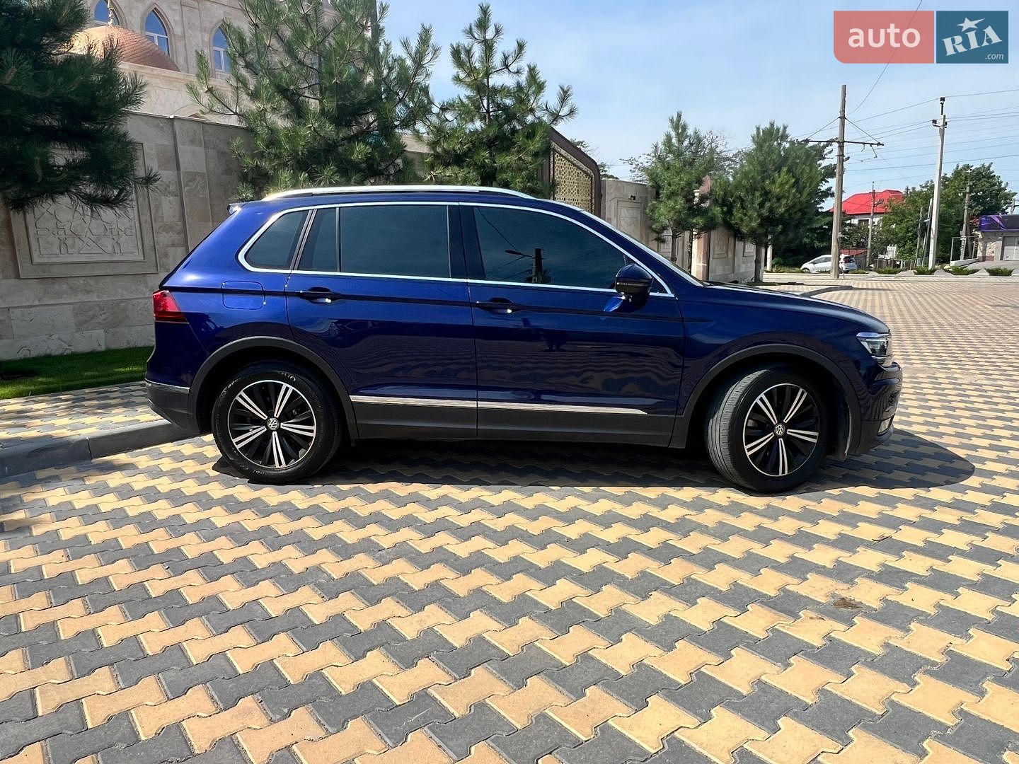 Volkswagen Tiguan 2019 VIN WVGZZZ5NZLW812902 фото оголошення 7 з 29