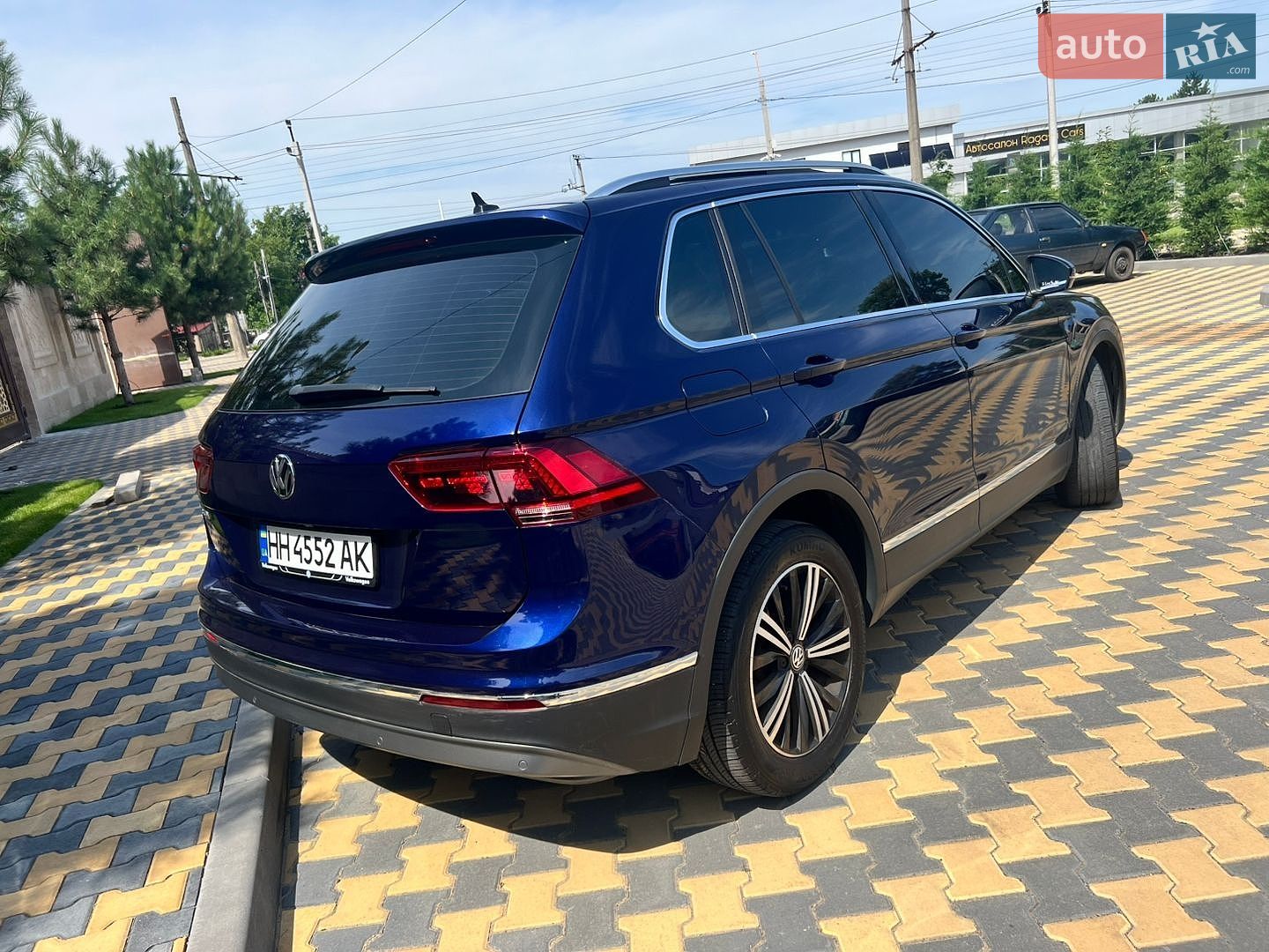 Volkswagen Tiguan 2019 VIN WVGZZZ5NZLW812902 фото оголошення 11 з 29
