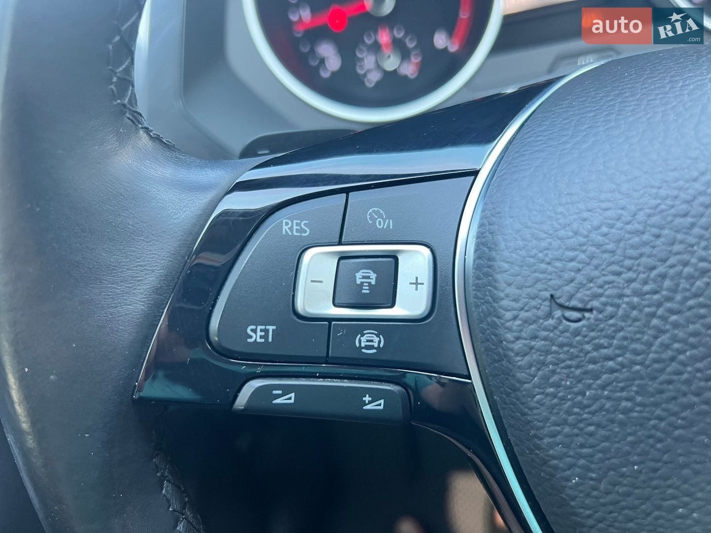 Volkswagen Tiguan 2019 VIN WVGZZZ5NZLW812902 фото оголошення 20 з 29