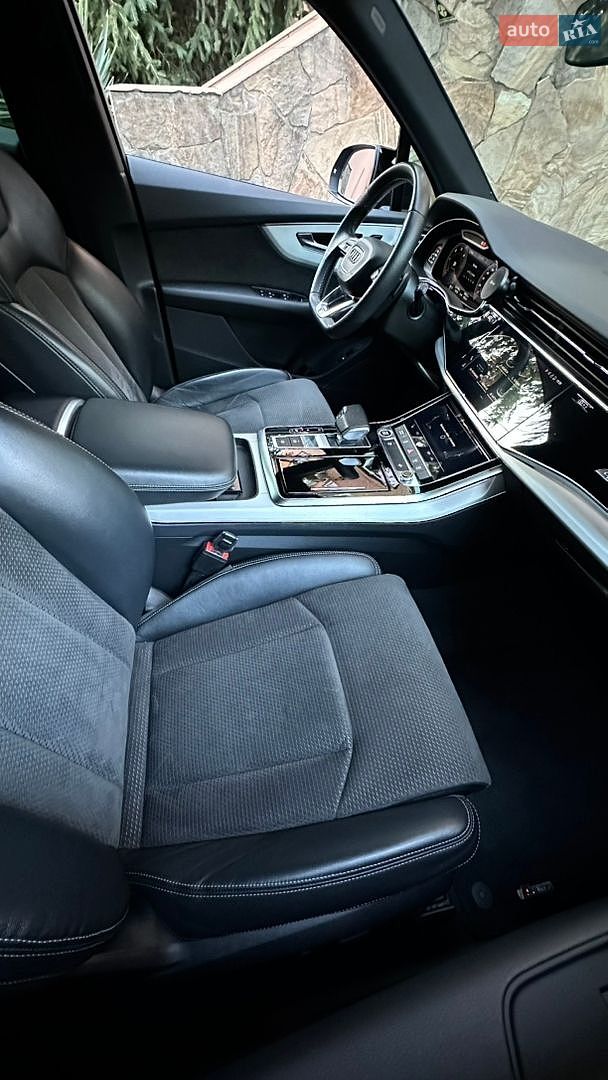 Audi Q7 2020 VIN WAUZZZ4M5MD014700 фото оголошення 34 з 97