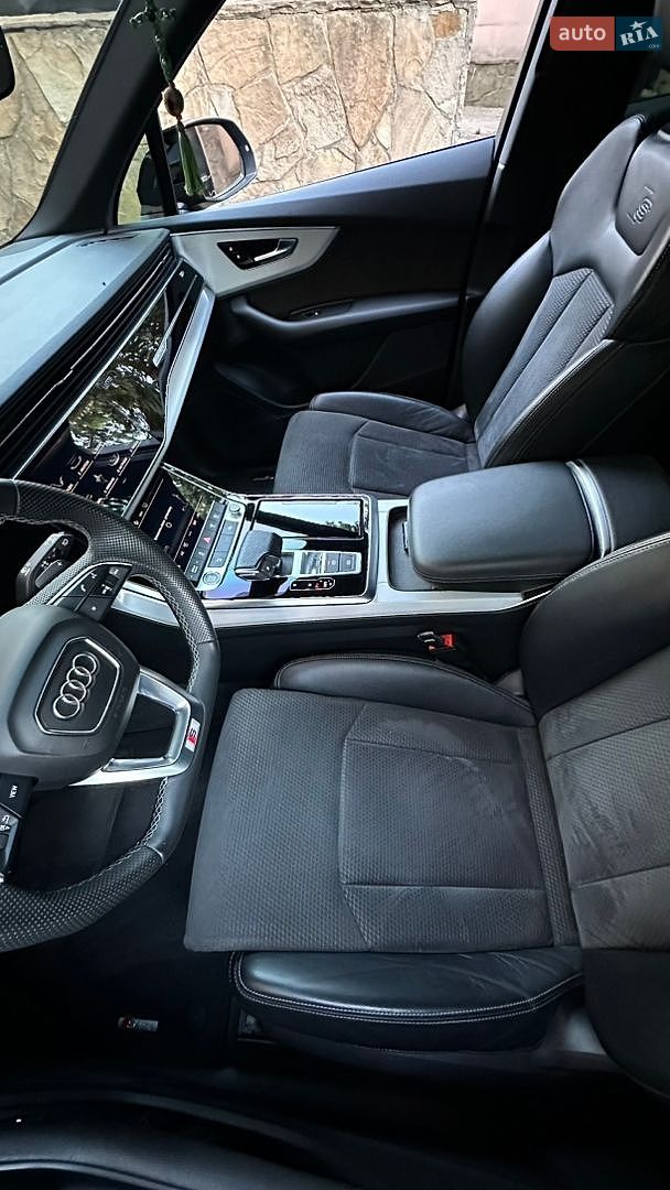 Audi Q7 2020 VIN WAUZZZ4M5MD014700 фото оголошення 35 з 97