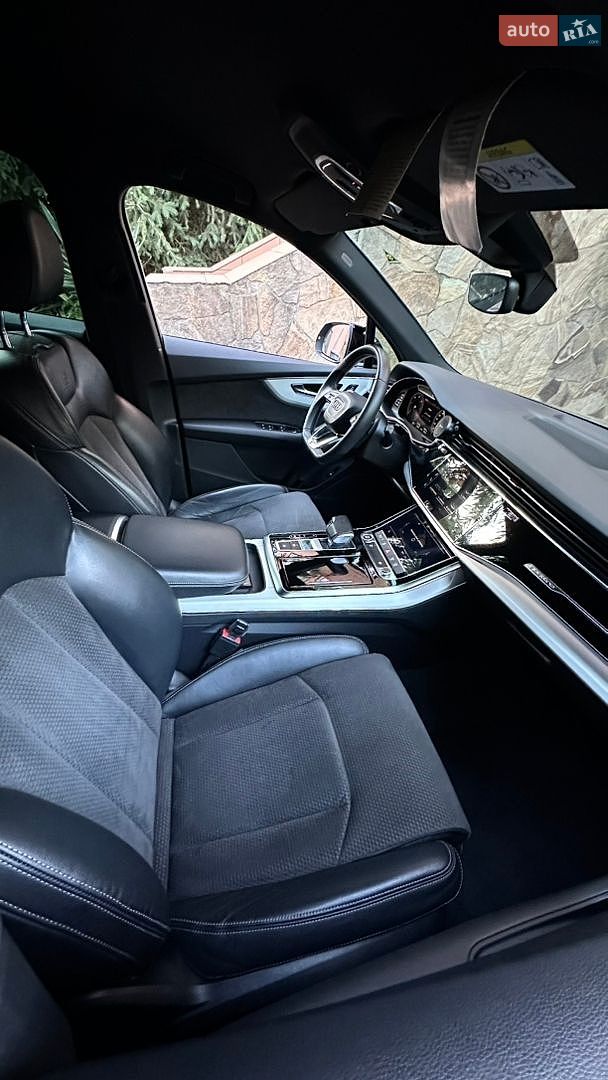 Audi Q7 2020 VIN WAUZZZ4M5MD014700 фото оголошення 37 з 97