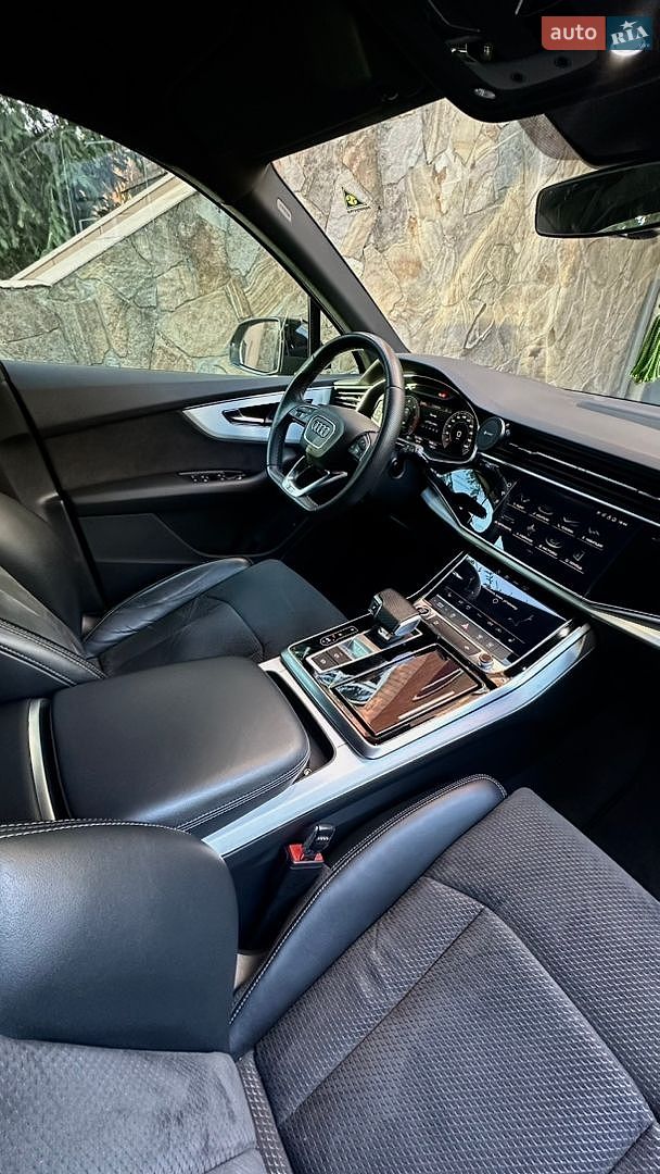 Audi Q7 2020 VIN WAUZZZ4M5MD014700 фото оголошення 56 з 97