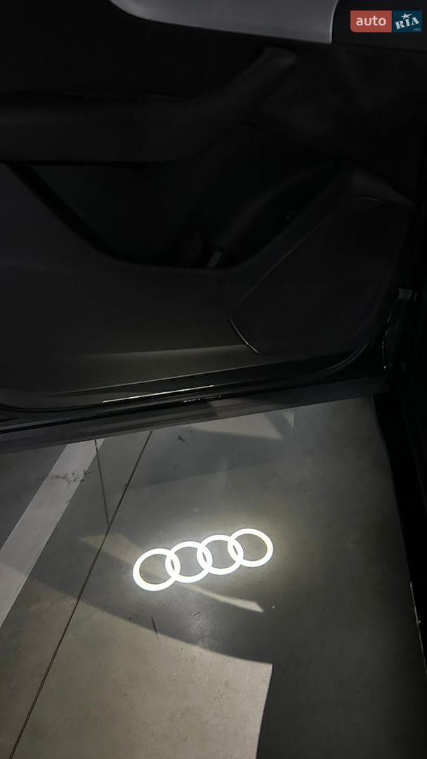 Audi Q7 2020 VIN WAUZZZ4M5MD014700 фото оголошення 87 з 97