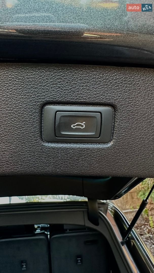 Audi Q7 2020 VIN WAUZZZ4M5MD014700 фото оголошення 89 з 97