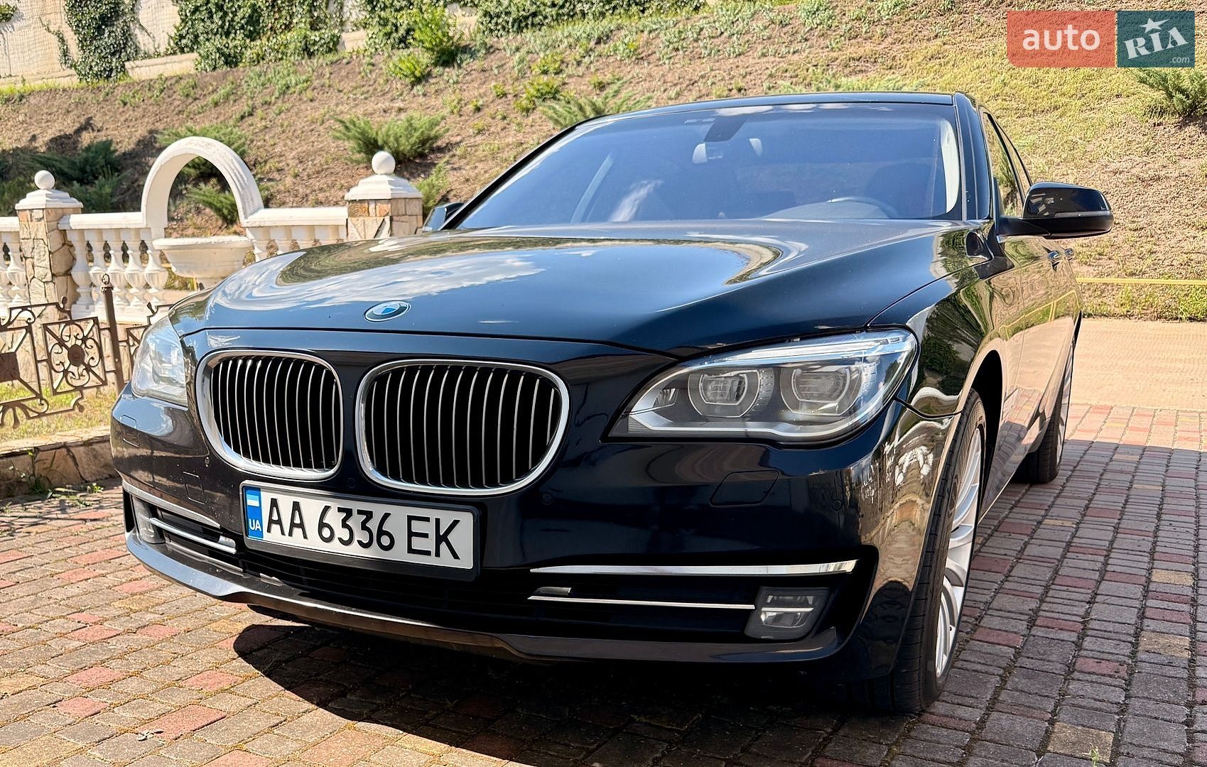 BMW 7 Series 2014 VIN WBAYC41060DZ77505 фото оголошення 8 з 12