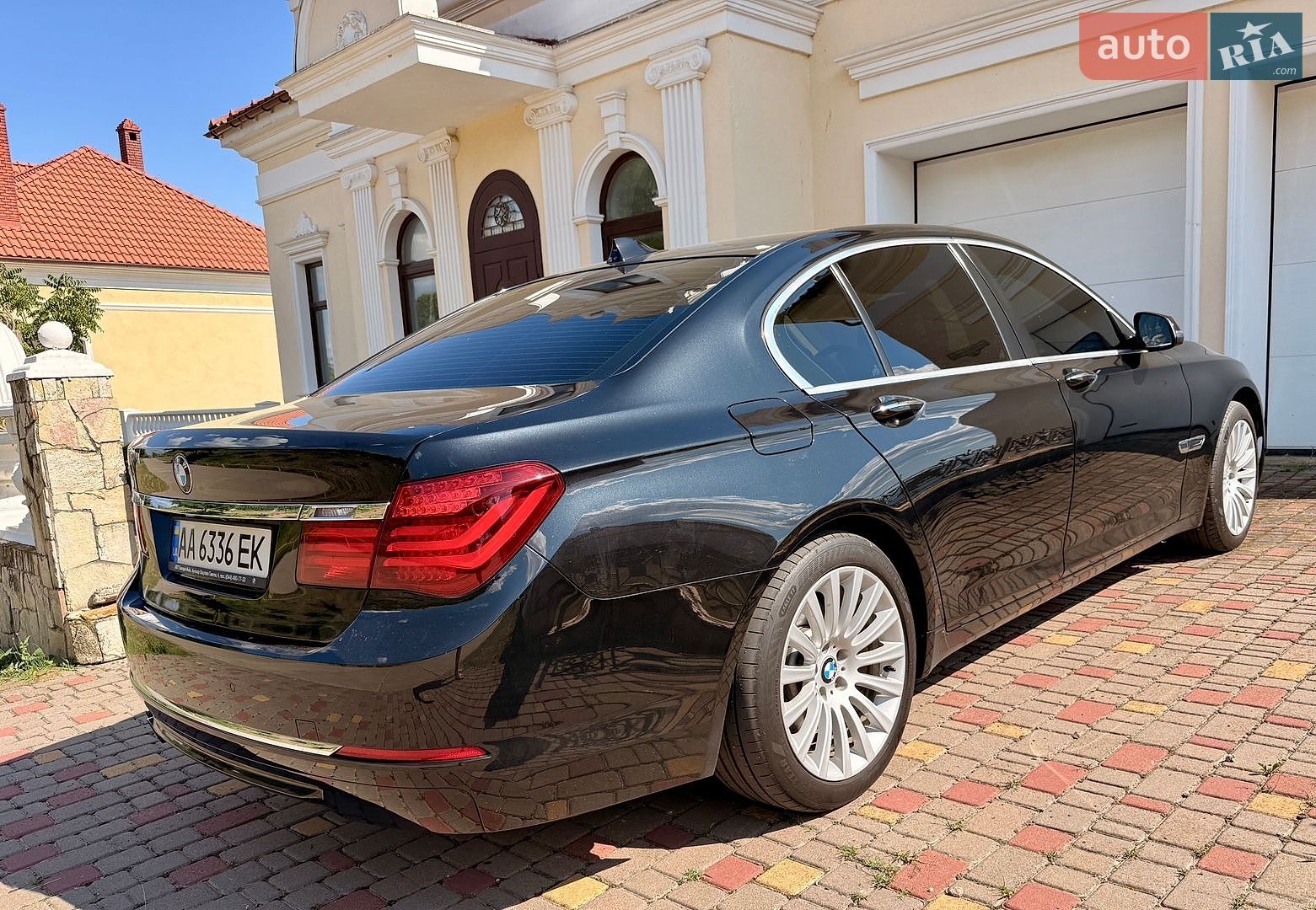 BMW 7 Series 2014 VIN WBAYC41060DZ77505 фото оголошення 9 з 12