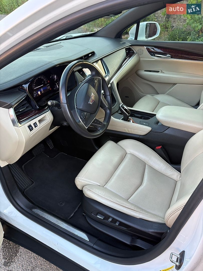 Cadillac XT5 2017 VIN 1GYKNBRS0HZ276772 фото оголошення 13 з 24