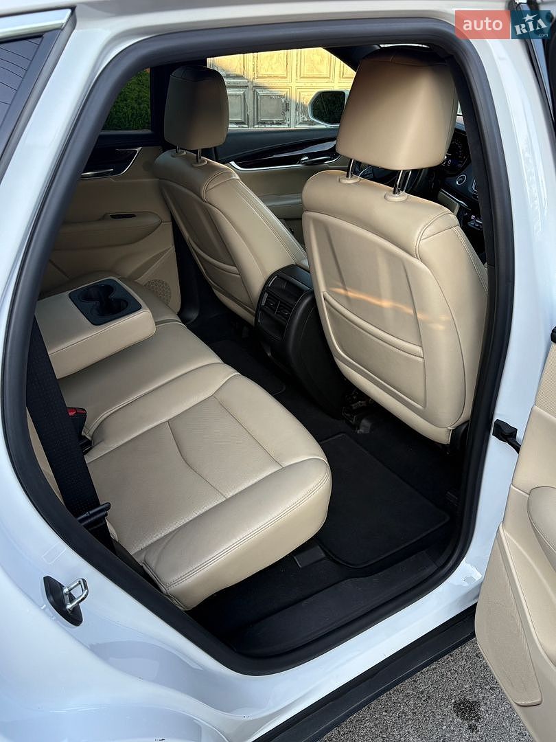 Cadillac XT5 2017 VIN 1GYKNBRS0HZ276772 фото оголошення 15 з 24