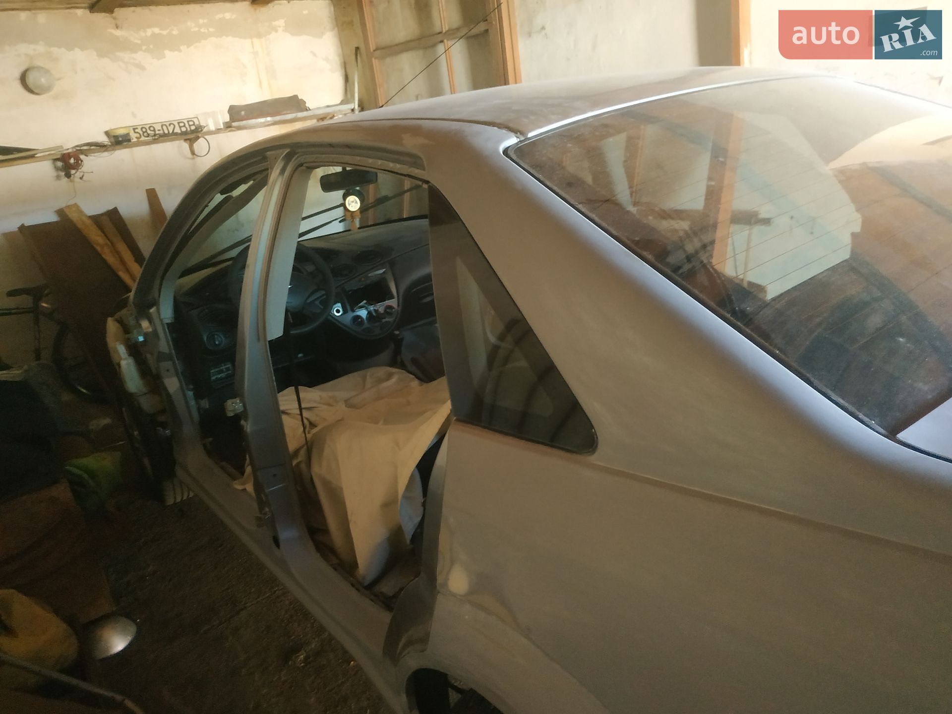 Ford Focus 2003 VIN WF0FXXWPDF3U77695 фото оголошення 9 з 16