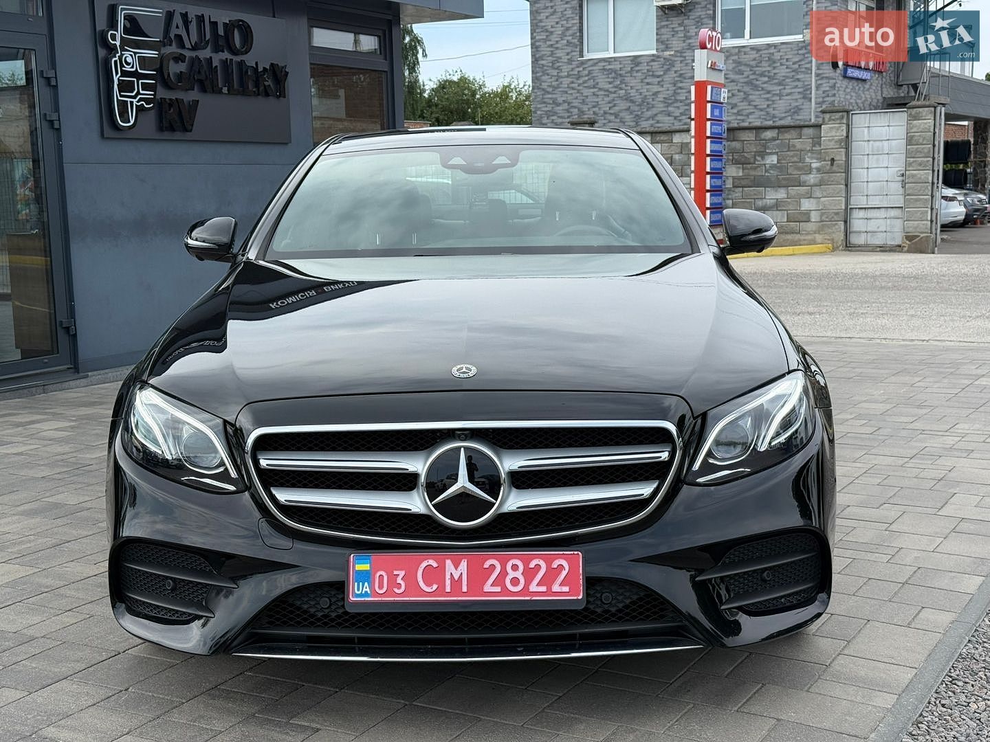Mercedes-Benz E-Class 2019 VIN WDDZF8EB1LA752096 фото оголошення 5 з 37