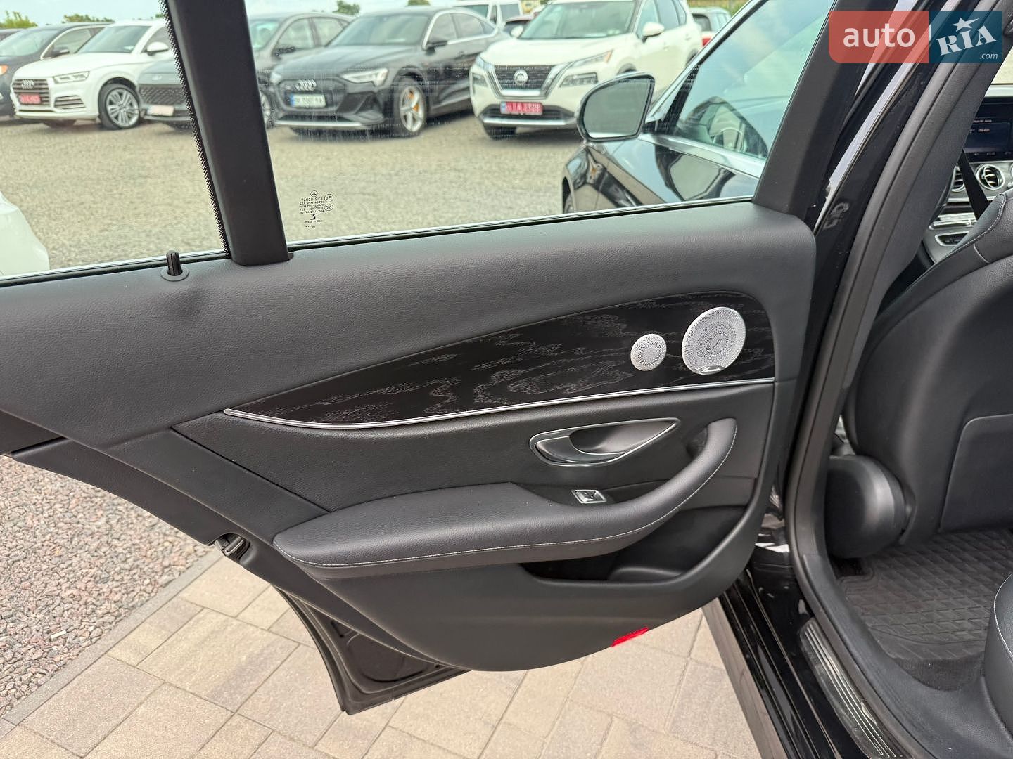 Mercedes-Benz E-Class 2019 VIN WDDZF8EB1LA752096 фото оголошення 22 з 37