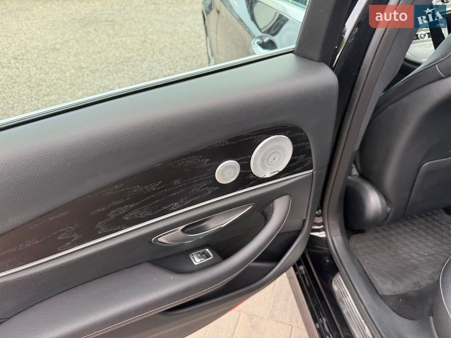 Mercedes-Benz E-Class 2019 VIN WDDZF8EB1LA752096 фото оголошення 23 з 37