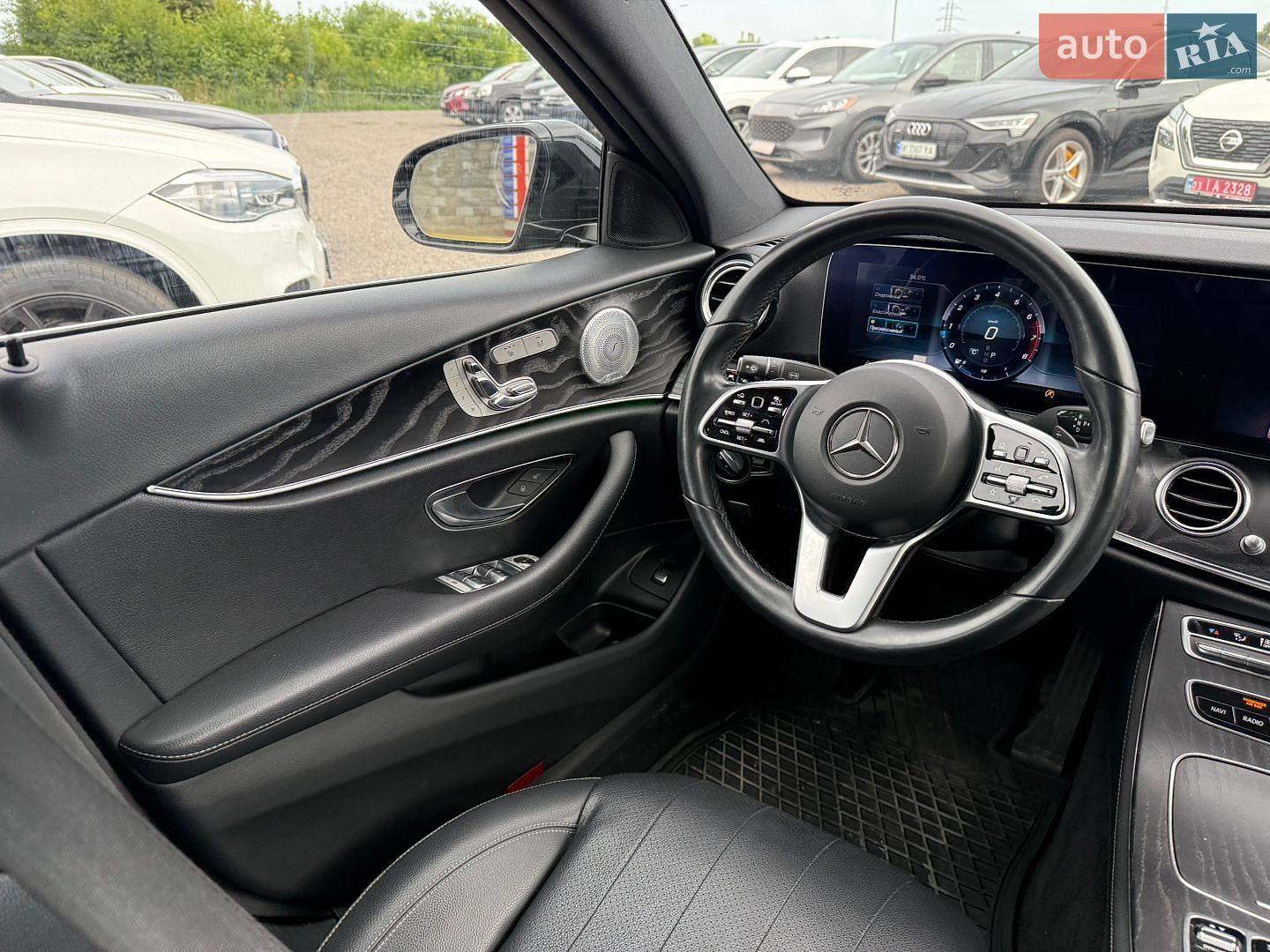 Mercedes-Benz E-Class 2019 VIN WDDZF8EB1LA752096 фото оголошення 25 з 37