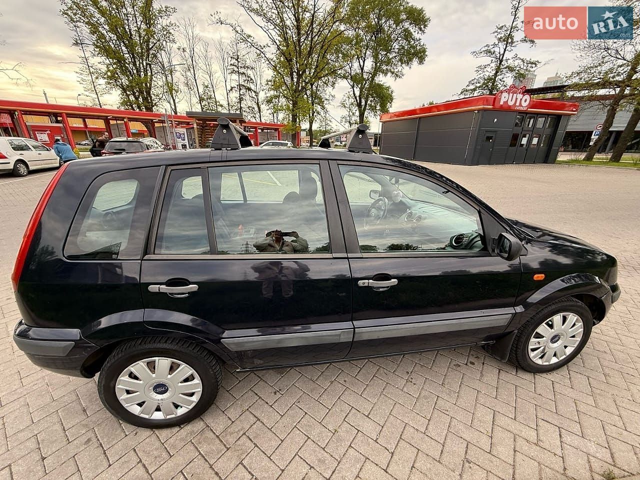 Ford Fusion 2006 VIN WF0UXXGAJU6P78522 фото оголошення 2 з 8