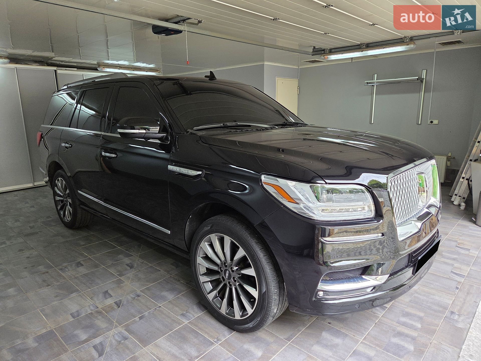 Lincoln Navigator 2019 VIN 5LMJJ2HT3KEL14607 фото оголошення 7 з 110