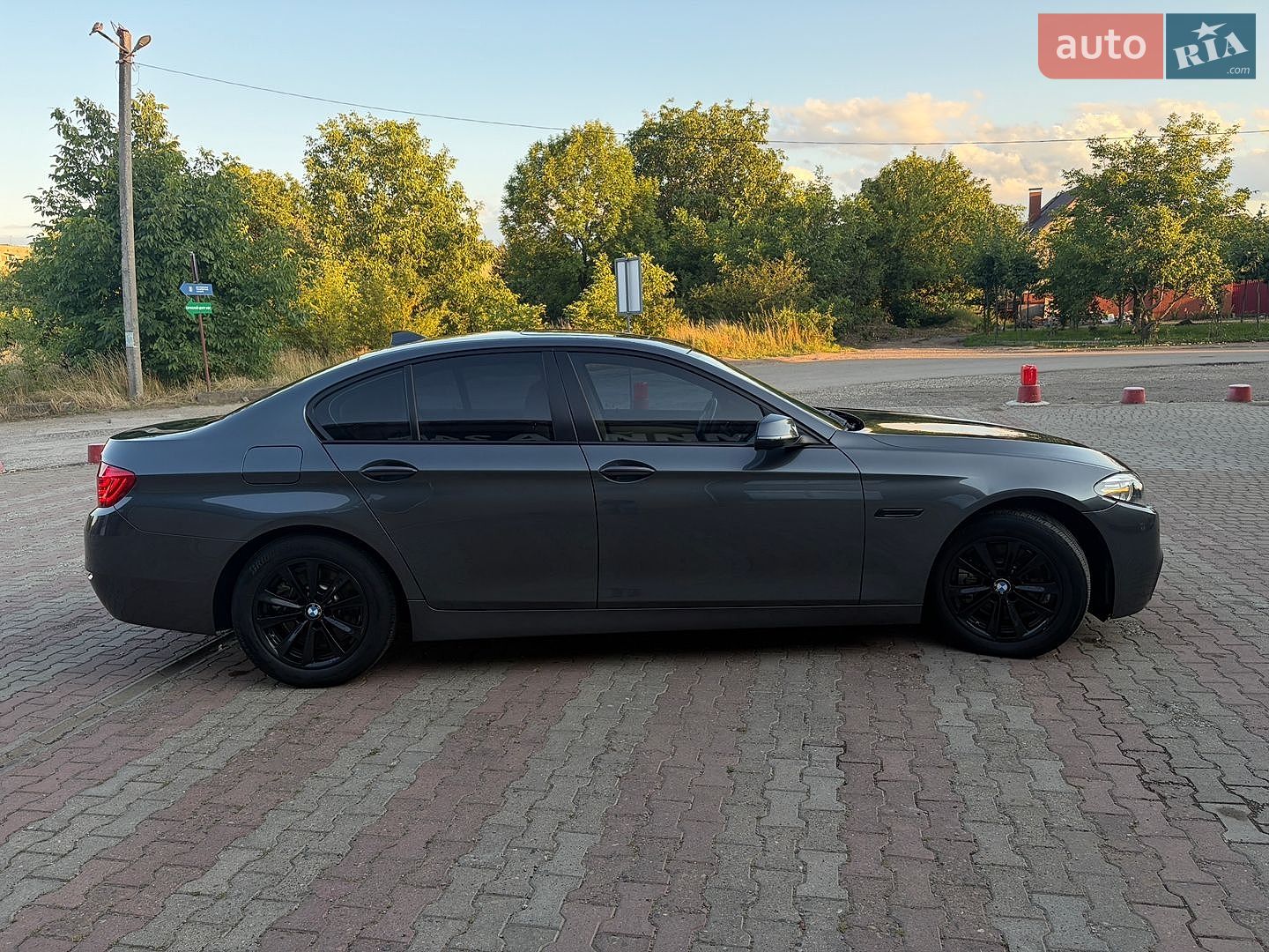 BMW 5 Series 2015 VIN WBA5A7C53FD628927 фото оголошення 14 з 24