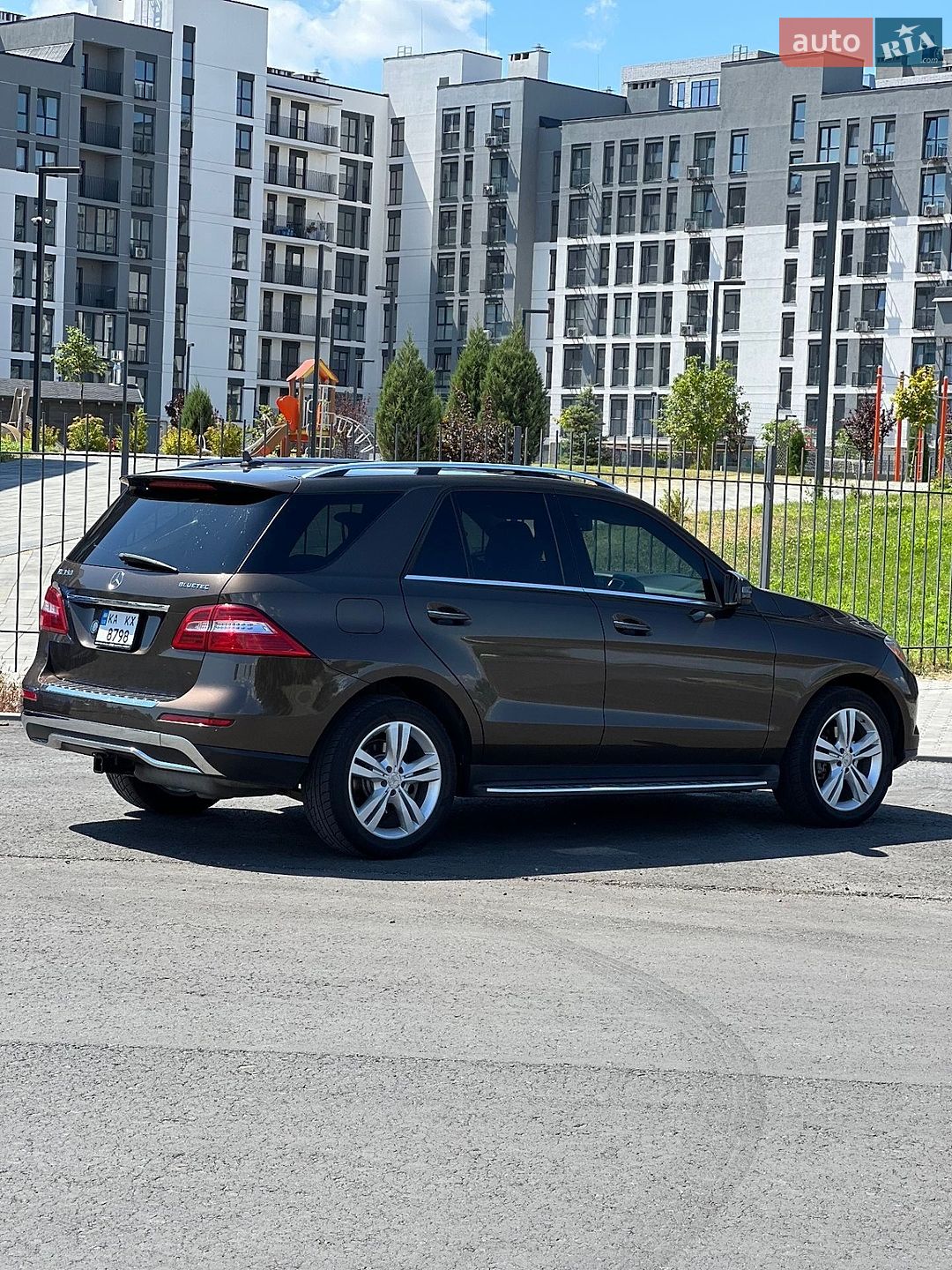 Mercedes-Benz M-Class 2014 VIN 4JGDA2EBXEA425680 фото оголошення 11 з 45