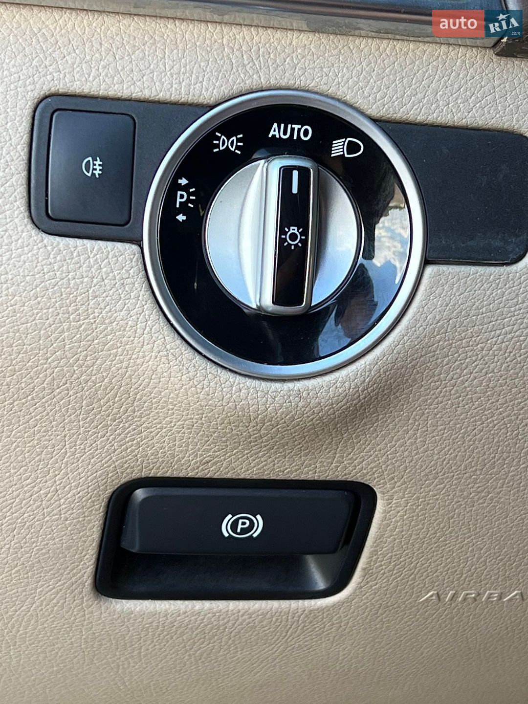 Mercedes-Benz M-Class 2014 VIN 4JGDA2EBXEA425680 фото оголошення 28 з 45