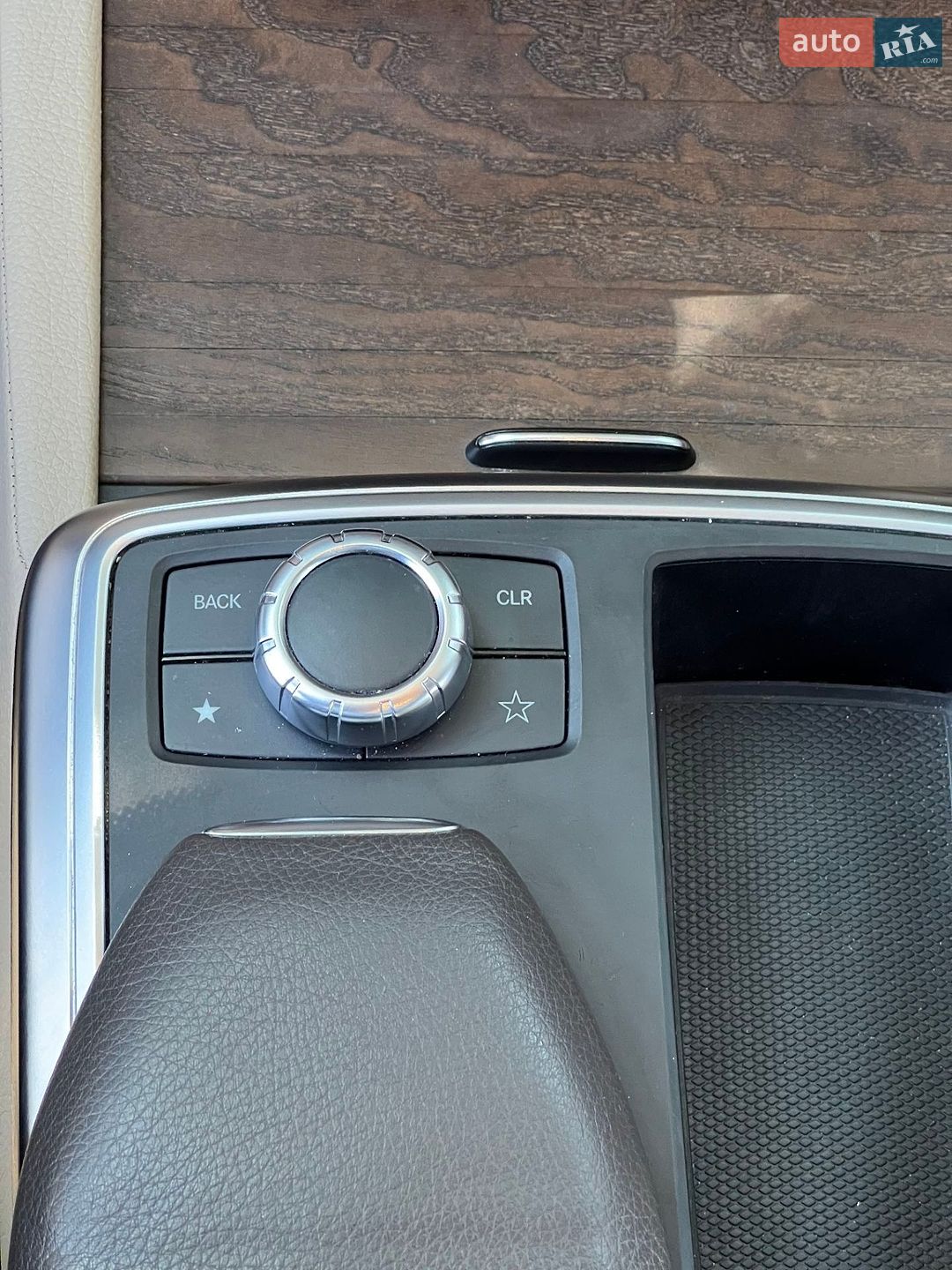 Mercedes-Benz M-Class 2014 VIN 4JGDA2EBXEA425680 фото оголошення 27 з 45