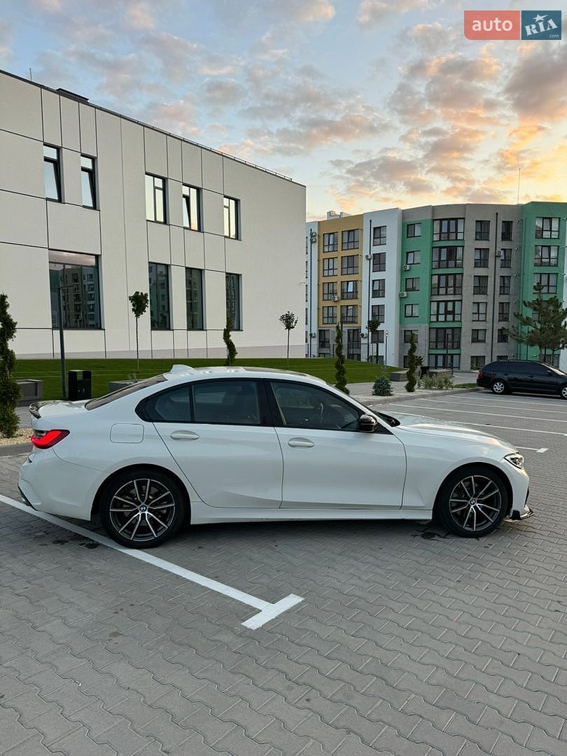 BMW 3 Series 2020 VIN WBA5R1C0XMFK53713 фото оголошення 5 з 8