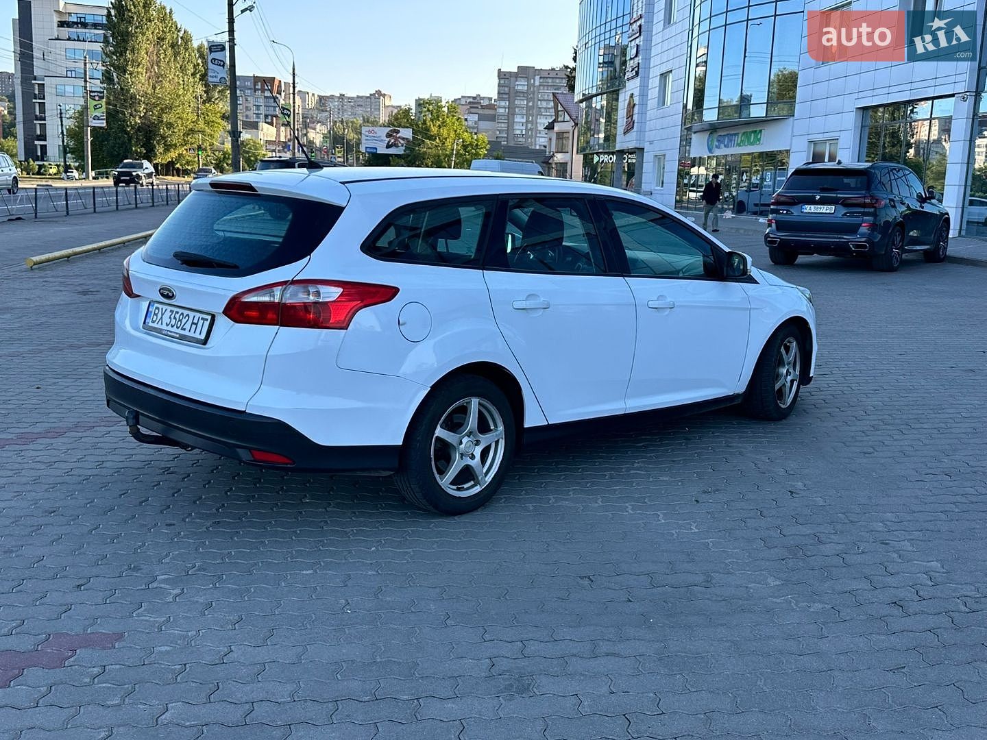 Ford Focus 2011 VIN WF0LXXGCBLBY39118 фото оголошення 18 з 41