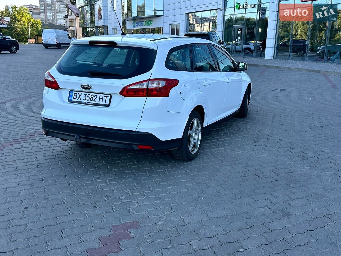 Ford Focus 2011 VIN WF0LXXGCBLBY39118 фото оголошення 21 з 41