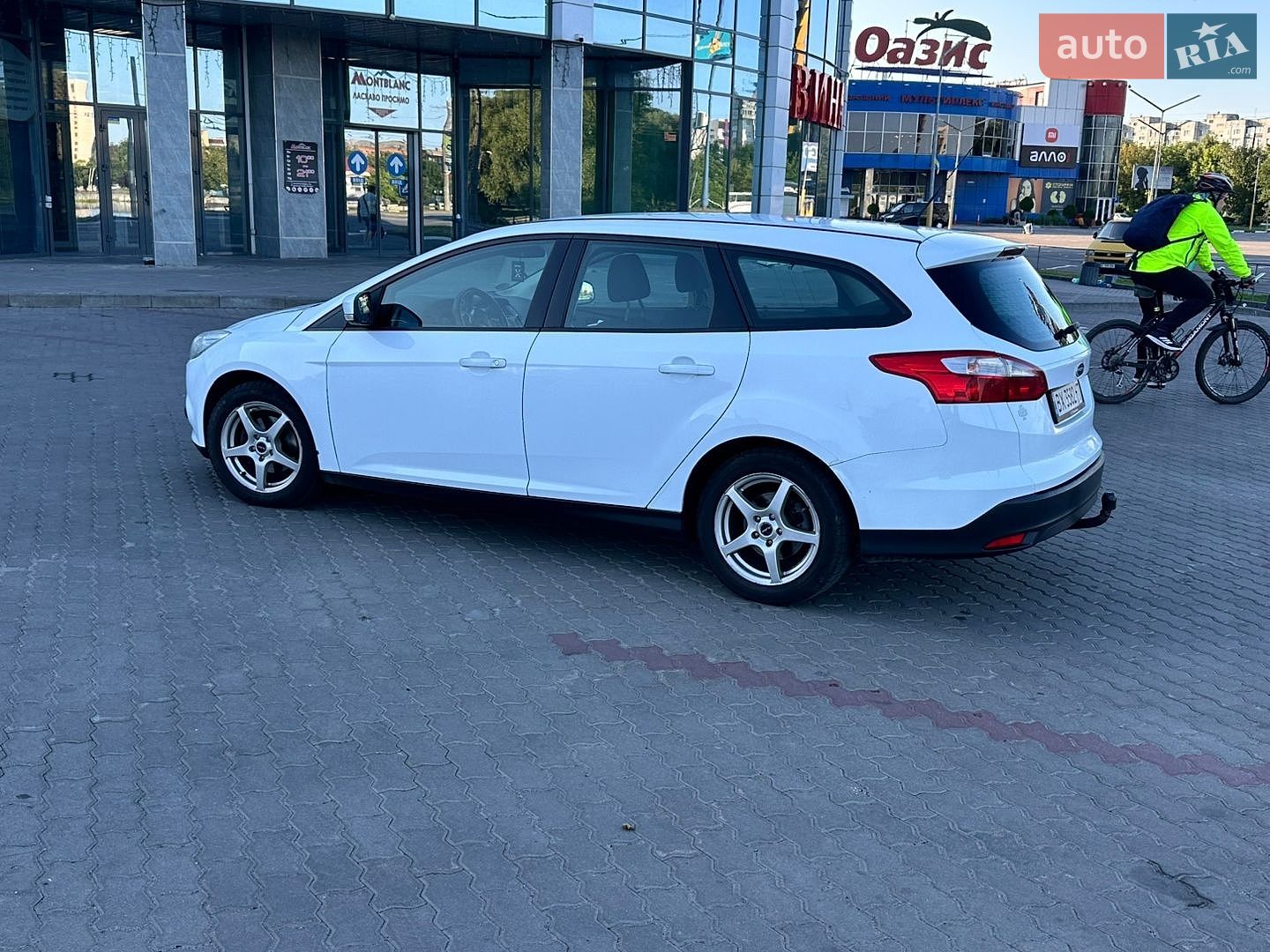 Ford Focus 2011 VIN WF0LXXGCBLBY39118 фото оголошення 15 з 41