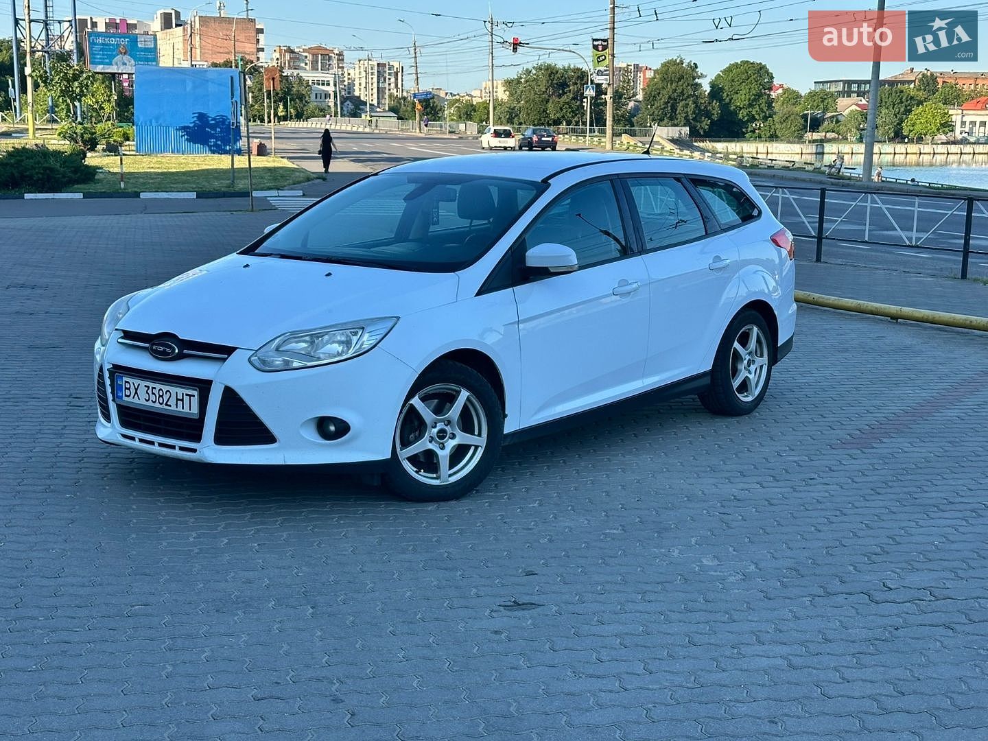 Ford Focus 2011 VIN WF0LXXGCBLBY39118 фото оголошення 6 з 41